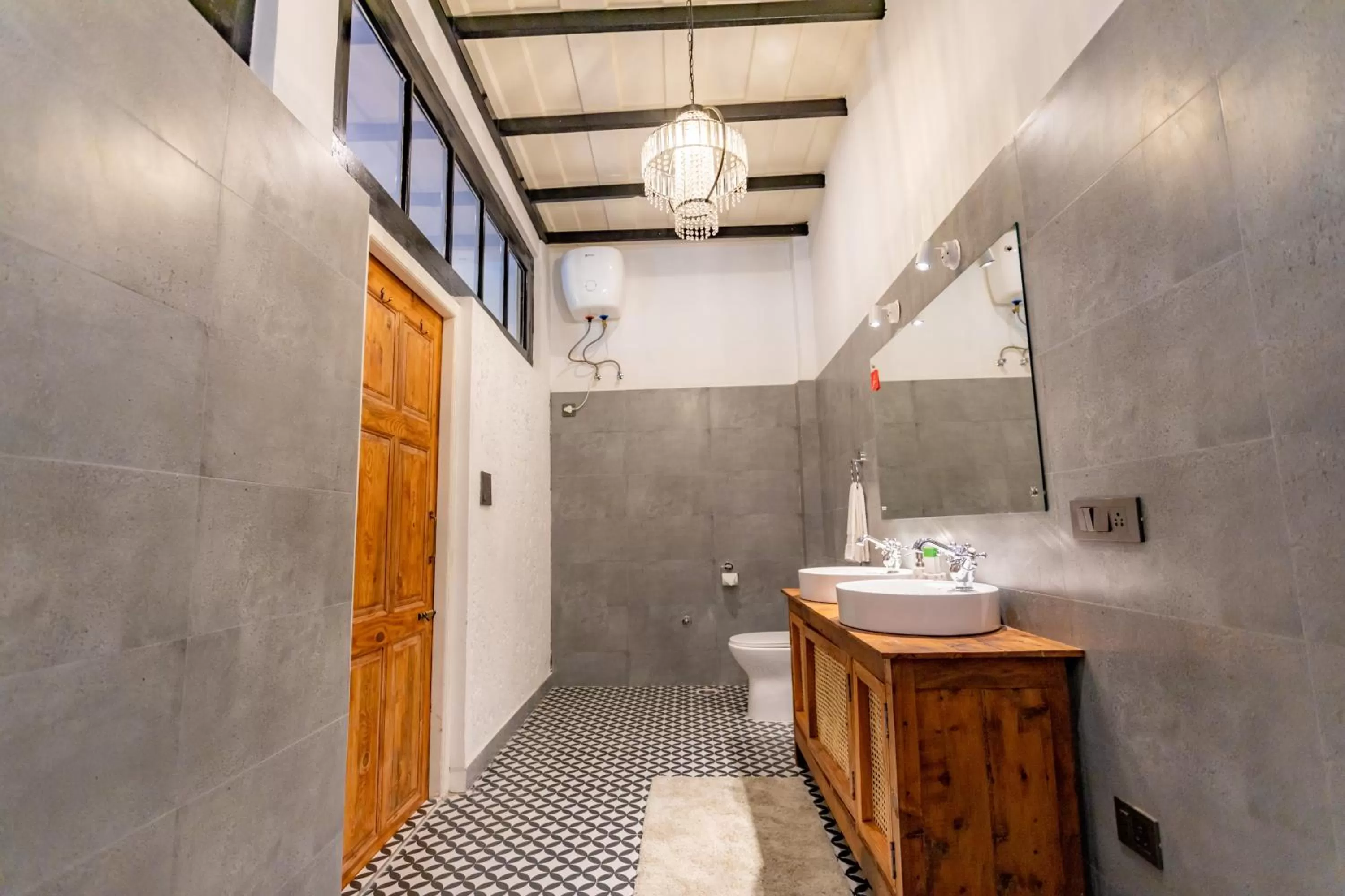 Bathroom in Seclude Shimla, Taraview