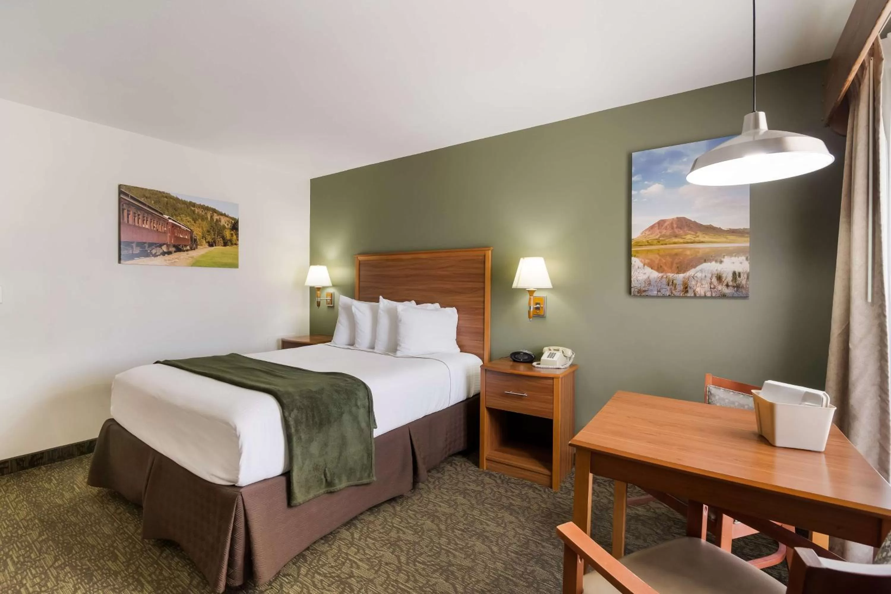 Bedroom, Bed in Best Western Graham's