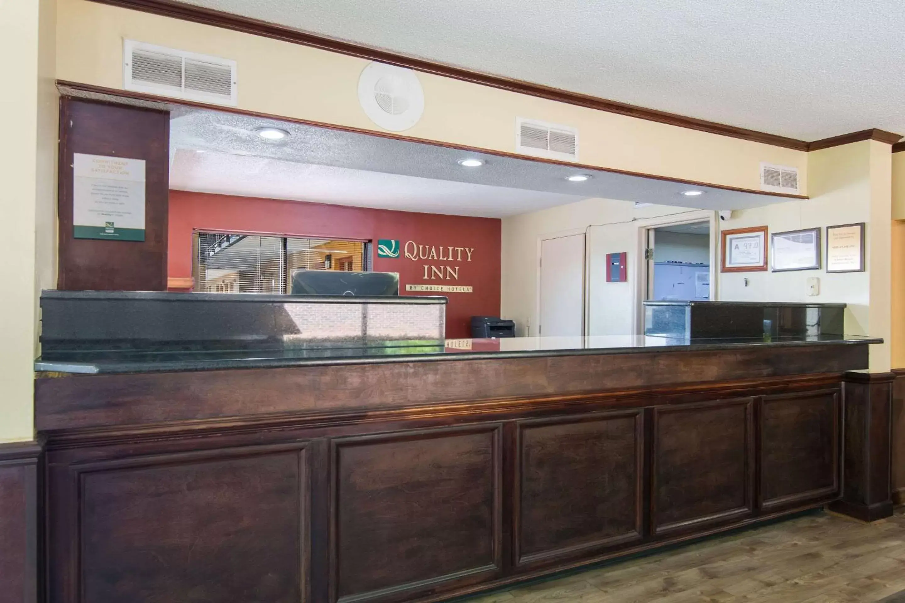 Lobby or reception, Lobby/Reception in Quality Inn - Kings Mountain