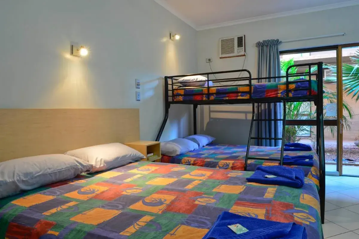 Bunk Bed in Goldfields Hotel Motel