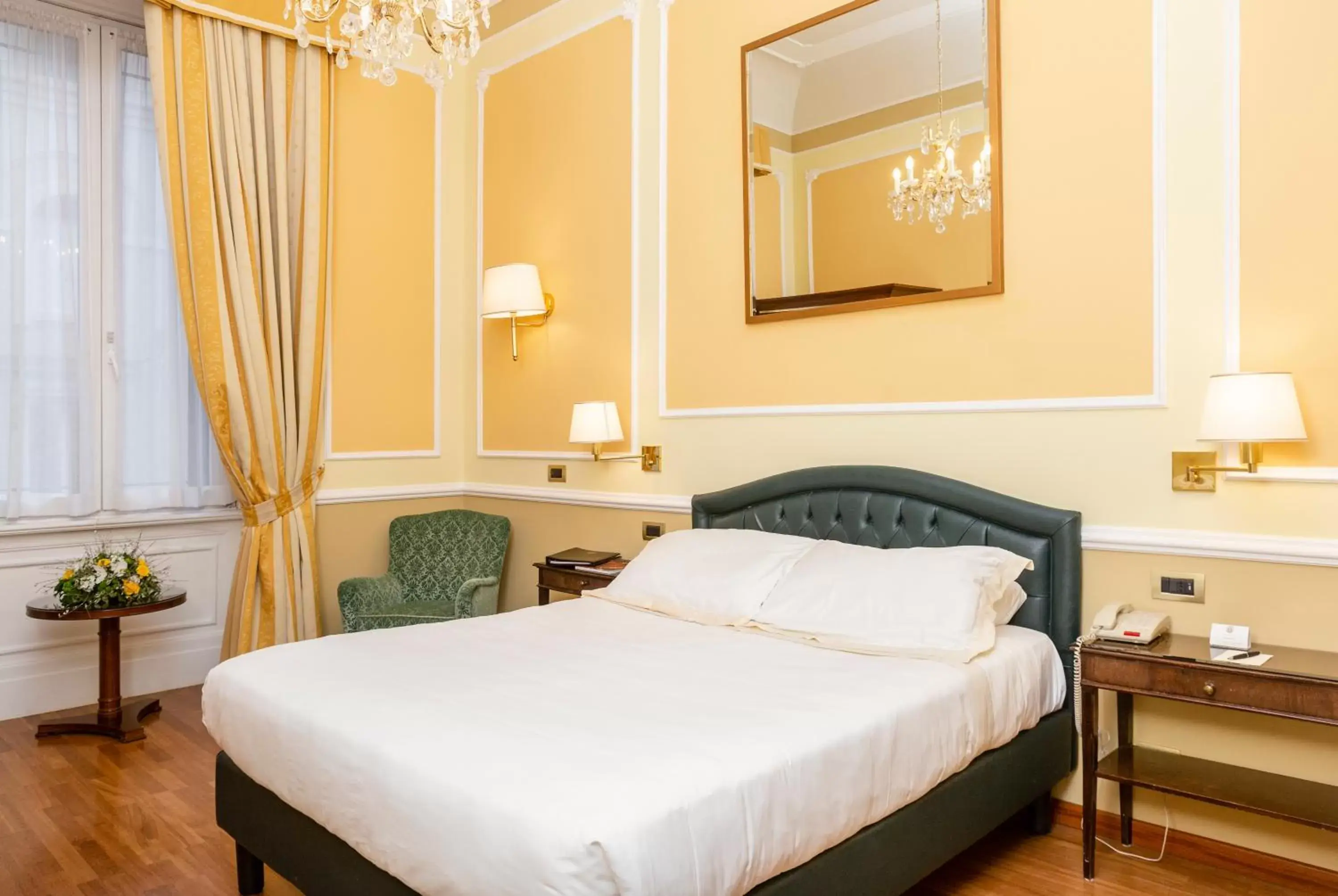 Single Room in Hotel Bristol Palace