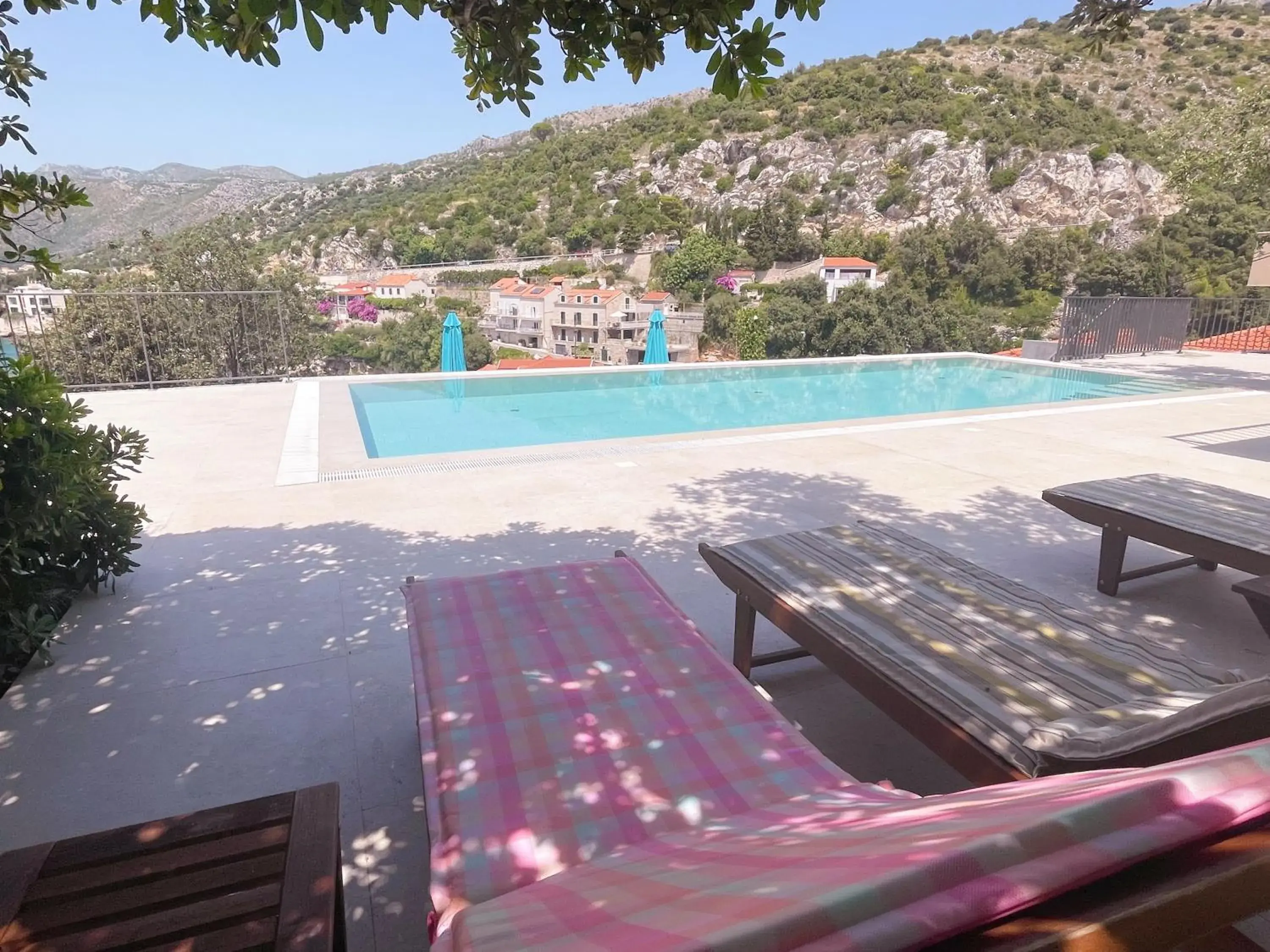 Swimming pool in Apartments Villa Marijeta with Free Parking Swimming pool in Apartments Villa Marijeta with Free Parking