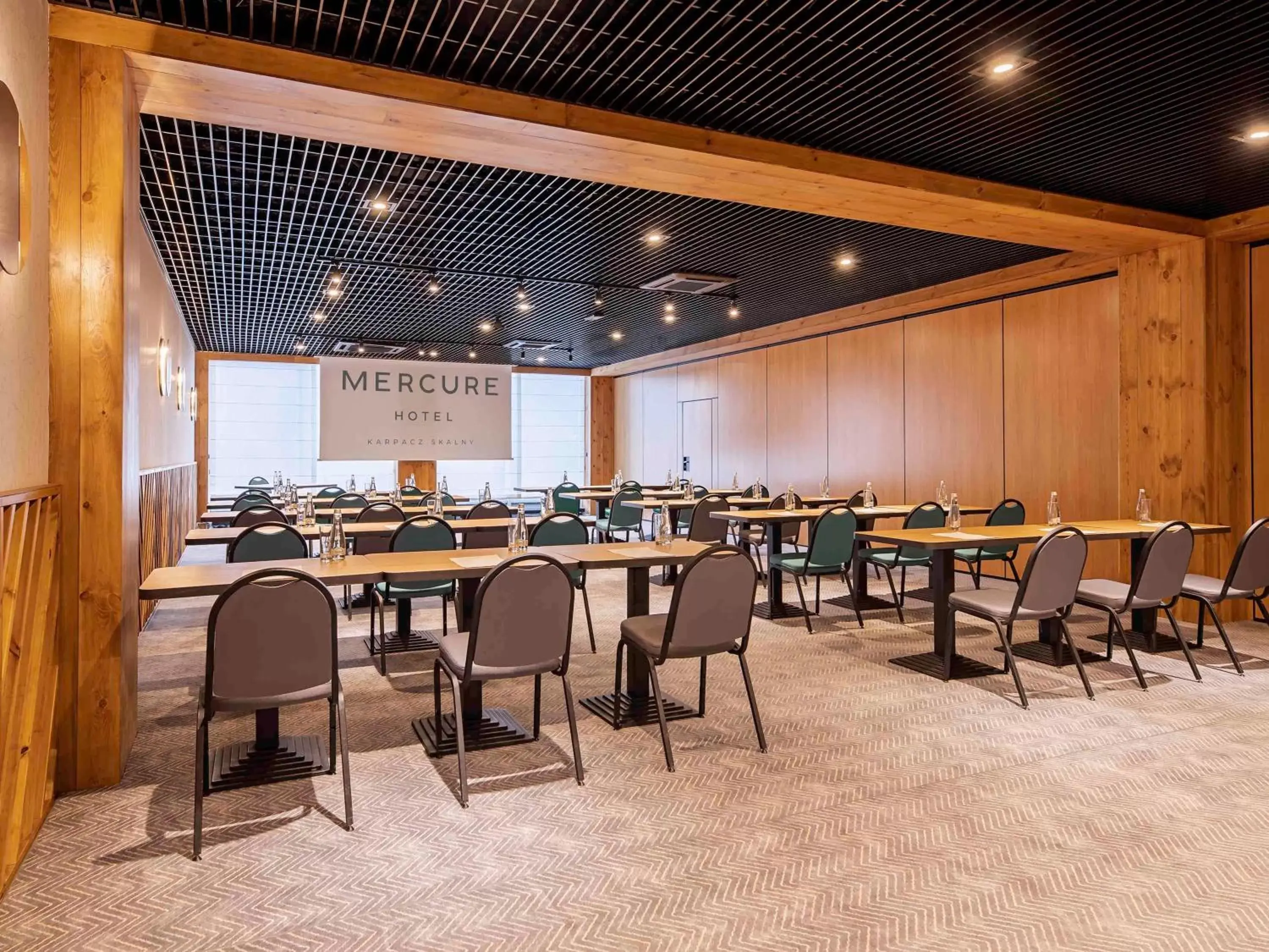 Meeting/conference room, Restaurant/Places to Eat in Mercure Karpacz Skalny