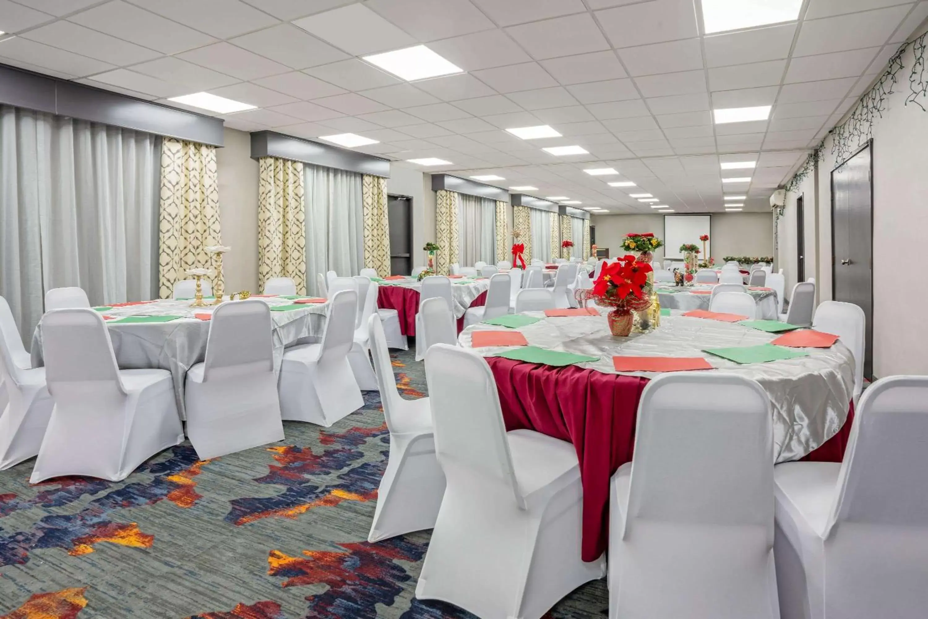 Banquet/Function facilities, Banquet Facilities in La Quinta by Wyndham Seattle Federal Way