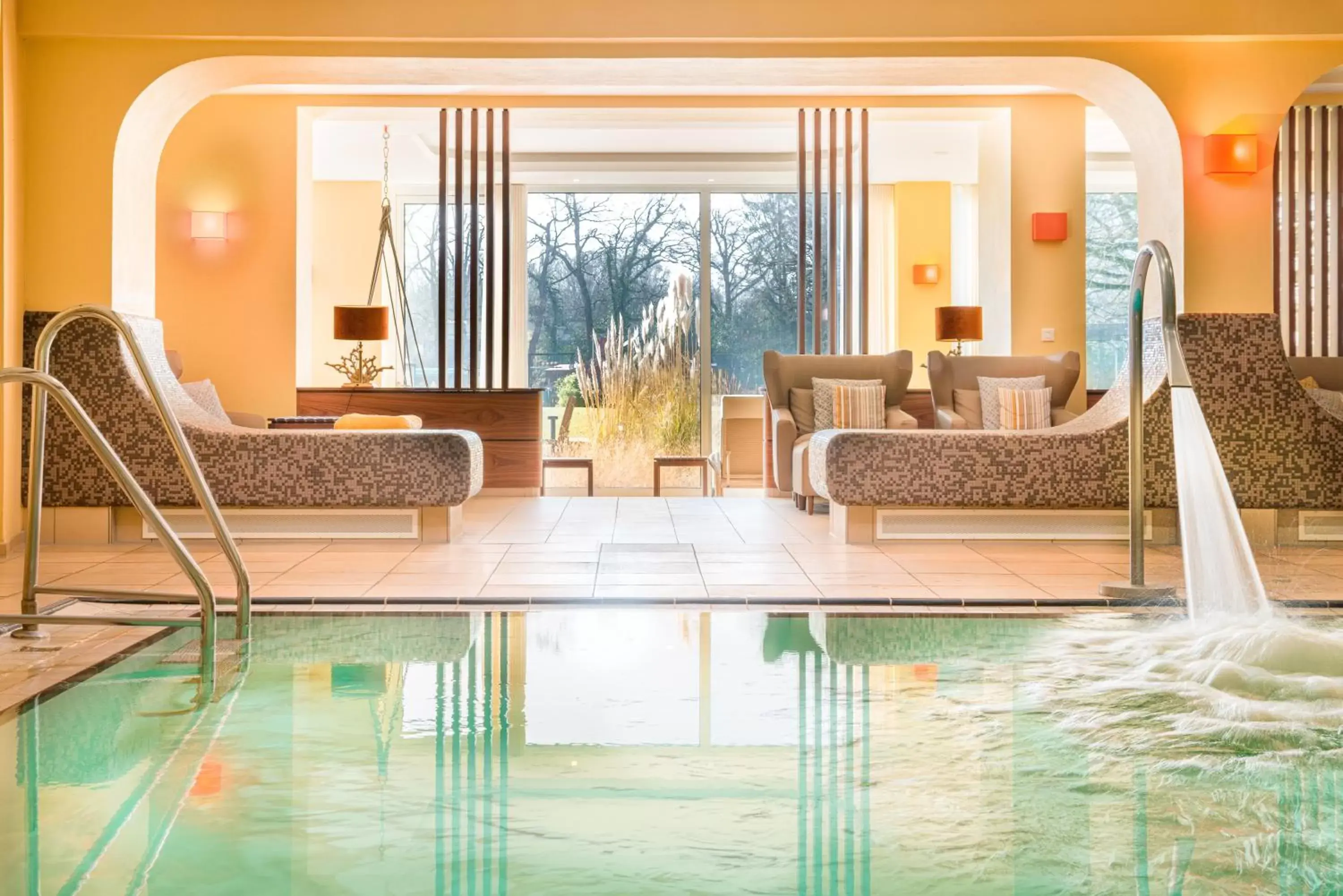 Swimming pool in Romantik Hotel Jagdhaus Eiden am See
