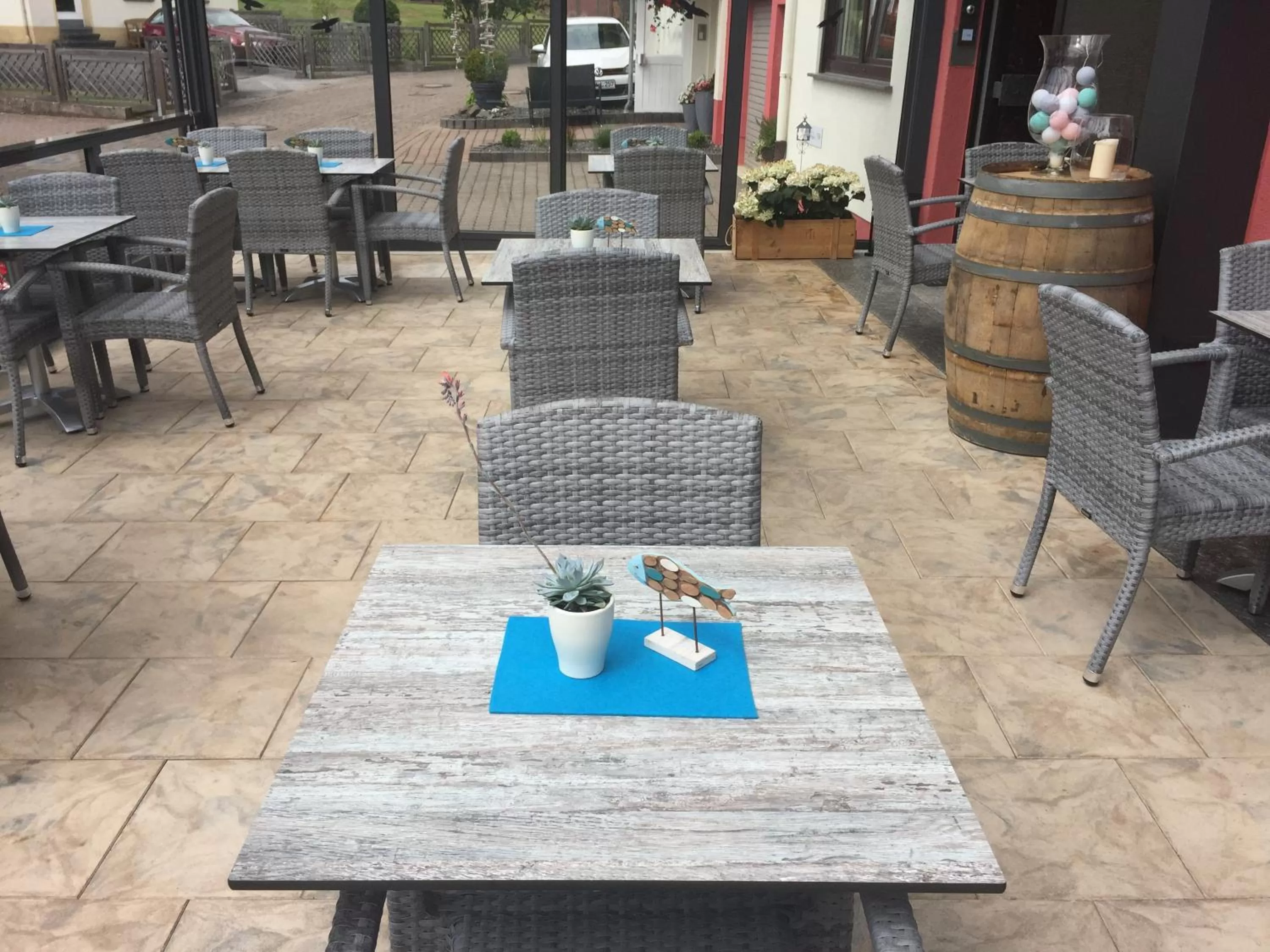 Restaurant/places to eat in Hotel Colosseum