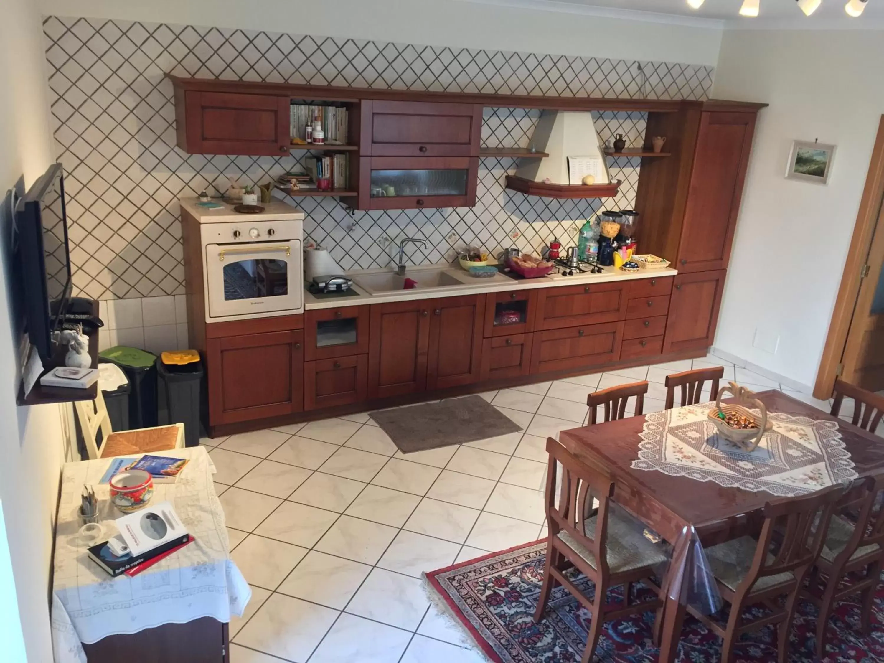 Kitchen or kitchenette, Restaurant/Places to Eat in B&B Eracle