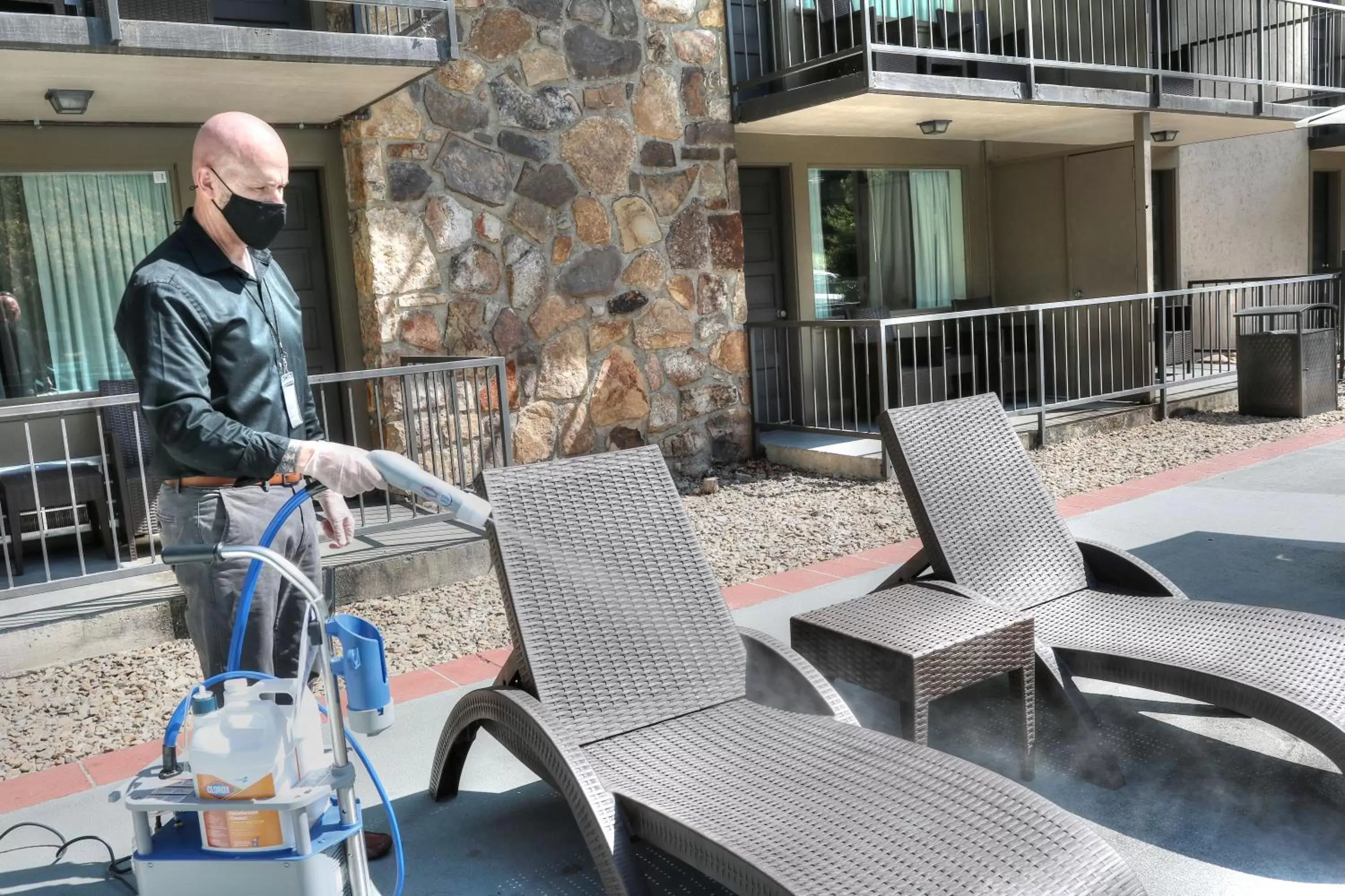 Patio in River Edge Inn