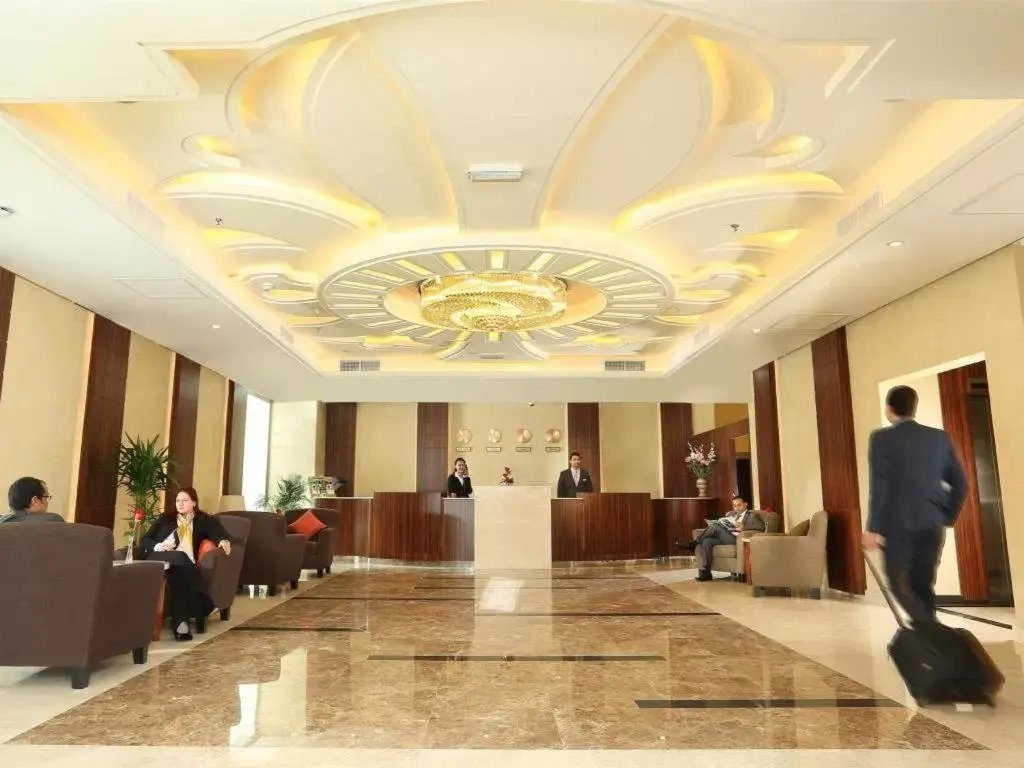 Lobby/Reception in Best Western Plus Salmiya