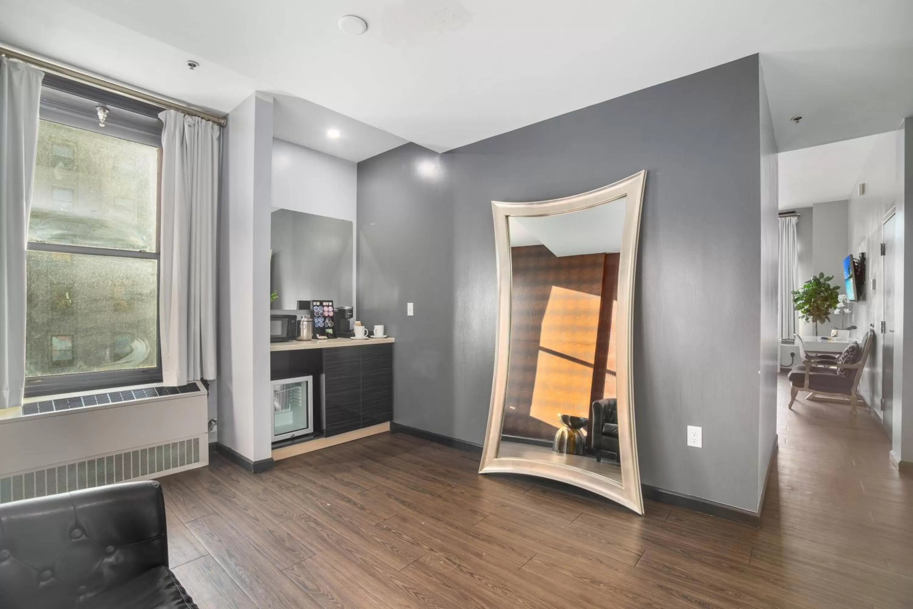 Photo of the whole room in Good Hotels Downtown Denver