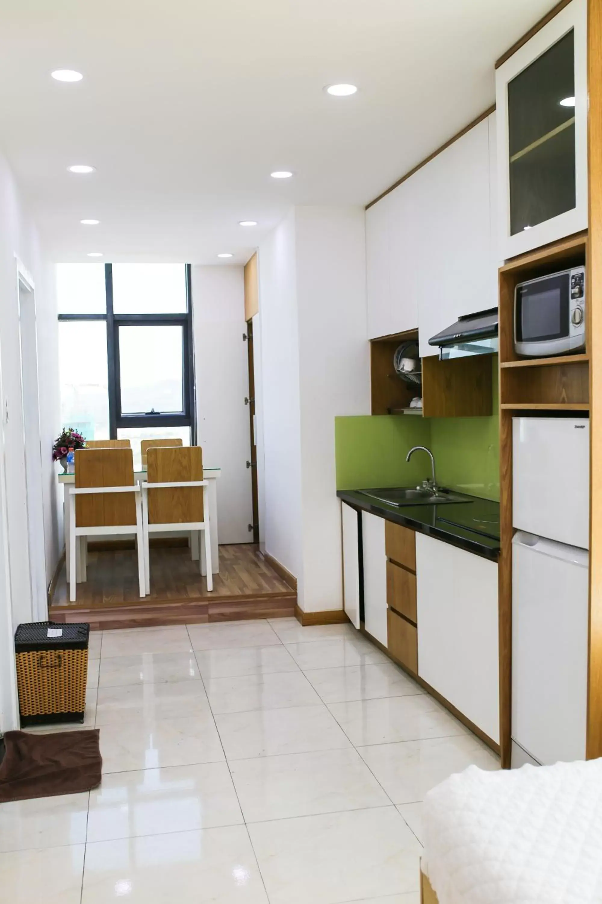 TV and multimedia, Kitchen/Kitchenette in Gold Ocean Apartment