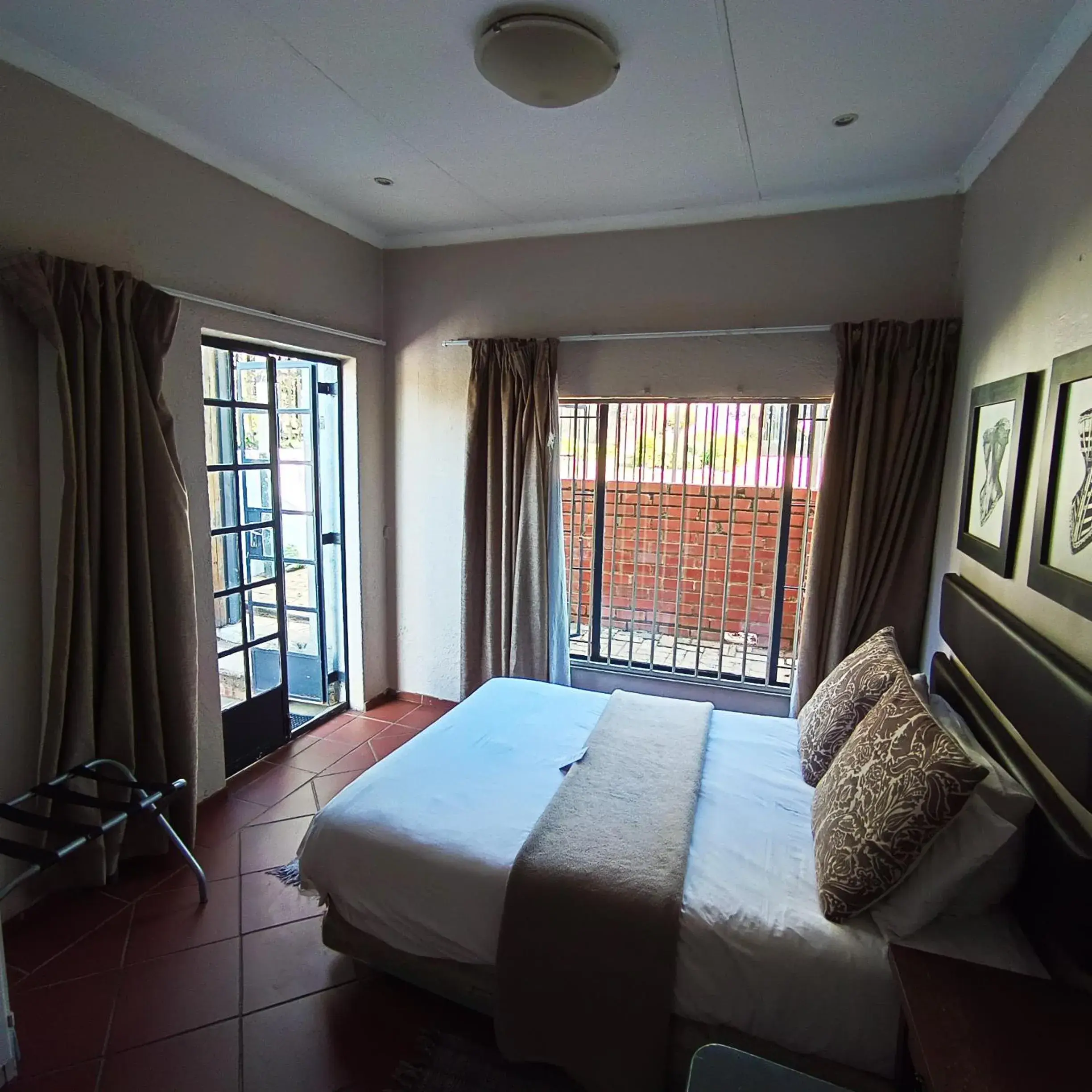 Bedroom in The Wild Peach - Menlyn