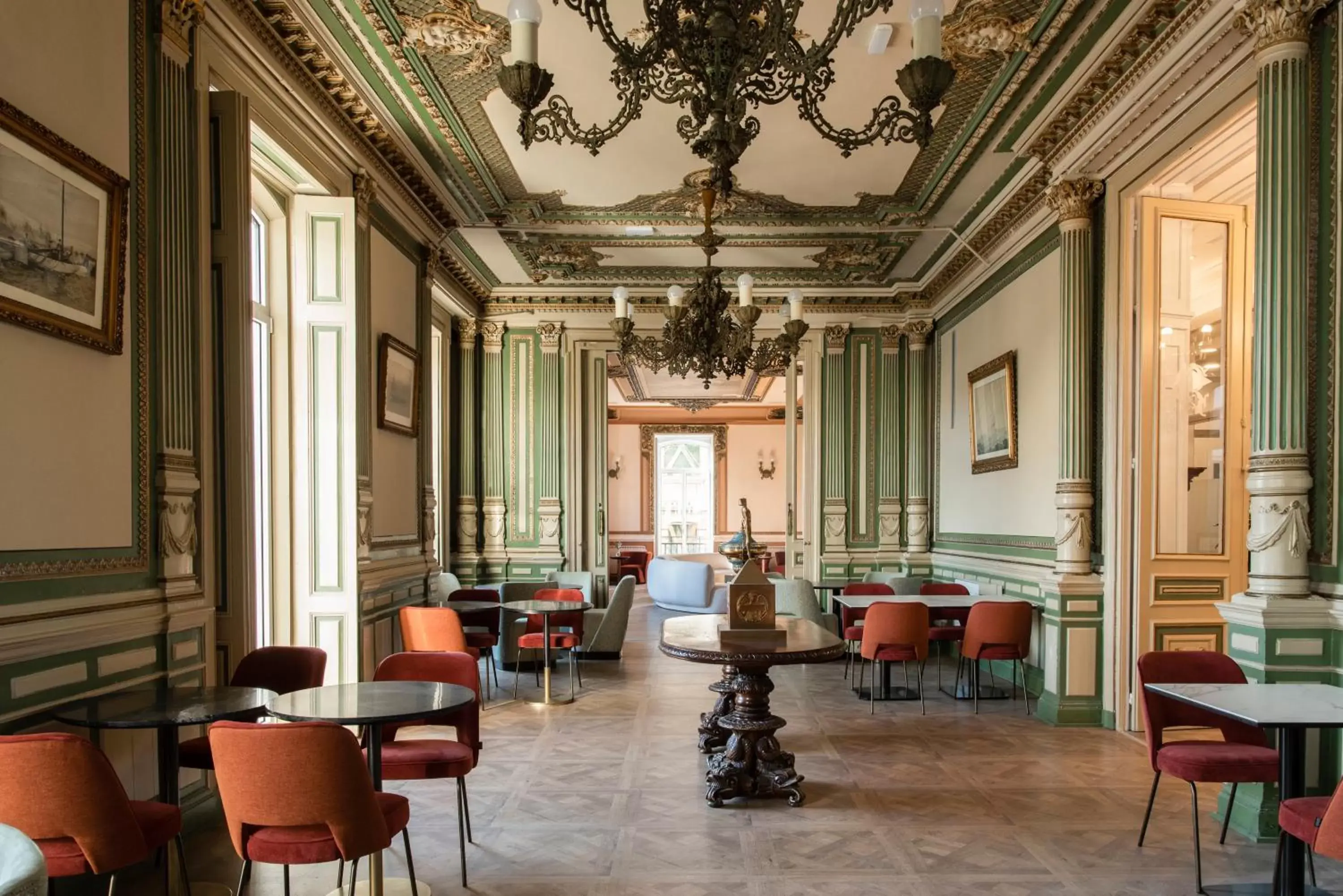 Restaurant/Places to Eat in Soho Boutique Palacio de Pombo