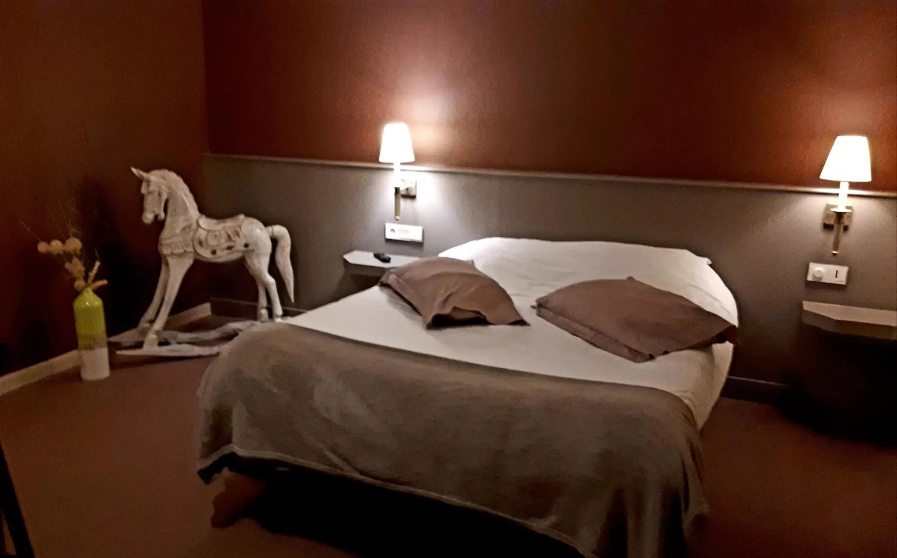 Bed in Hôtel Restaurant L'Industrie