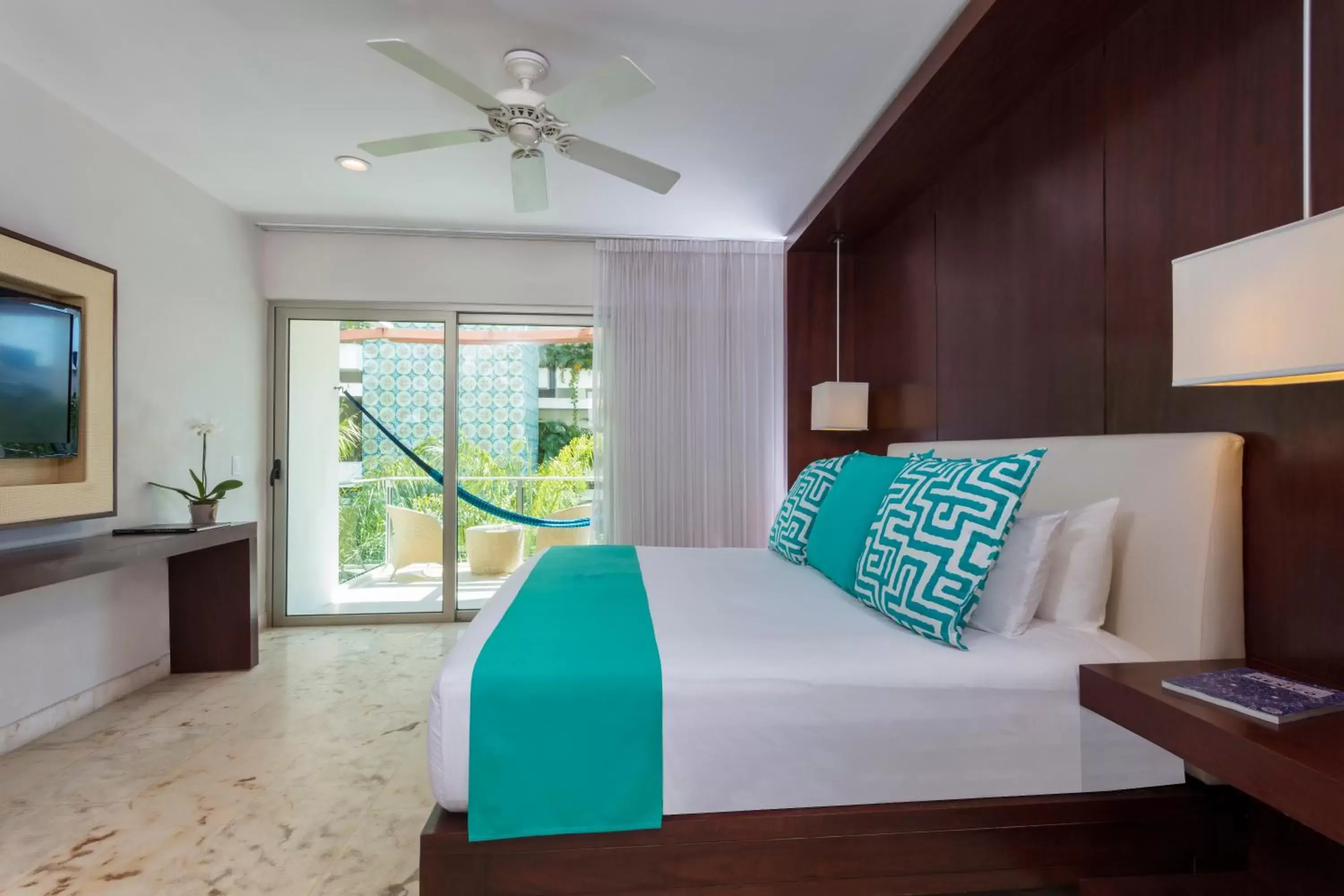 Bed in Hotel The Palm Bed in Hotel The Palm