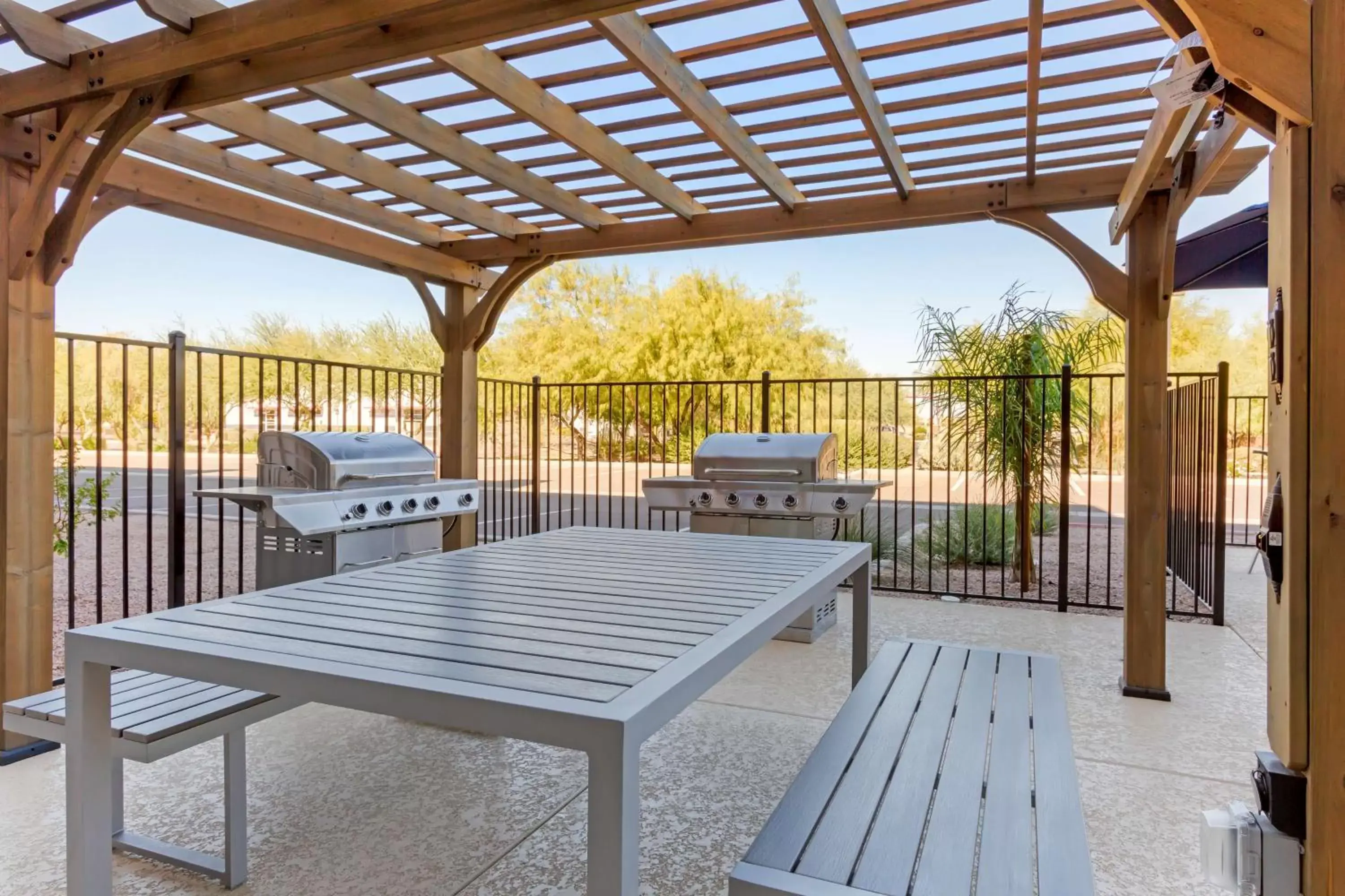 Patio in Best Western Plus Executive Residency Phoenix North Happy Valley