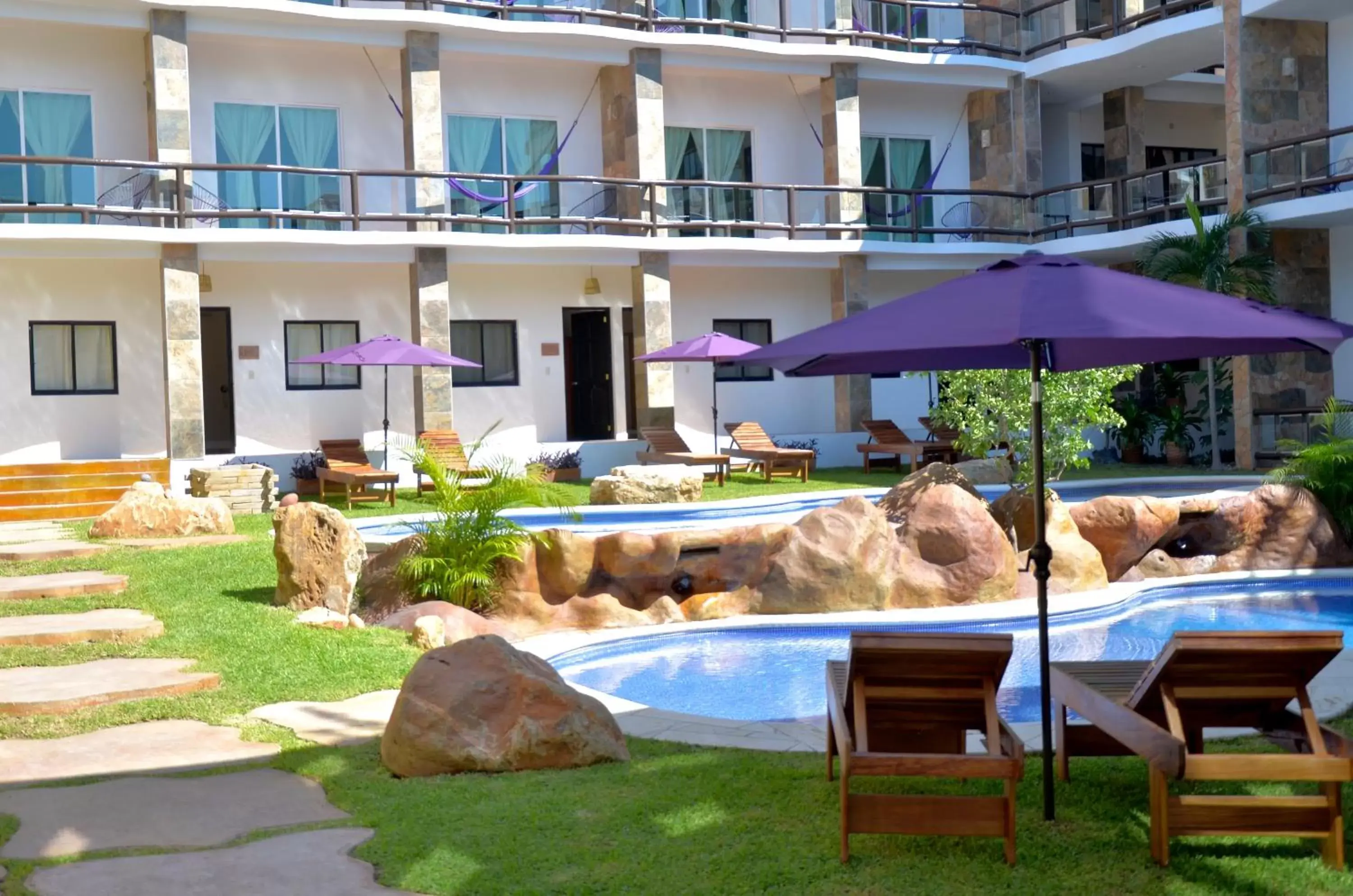 Swimming Pool in Hotel Rockaway