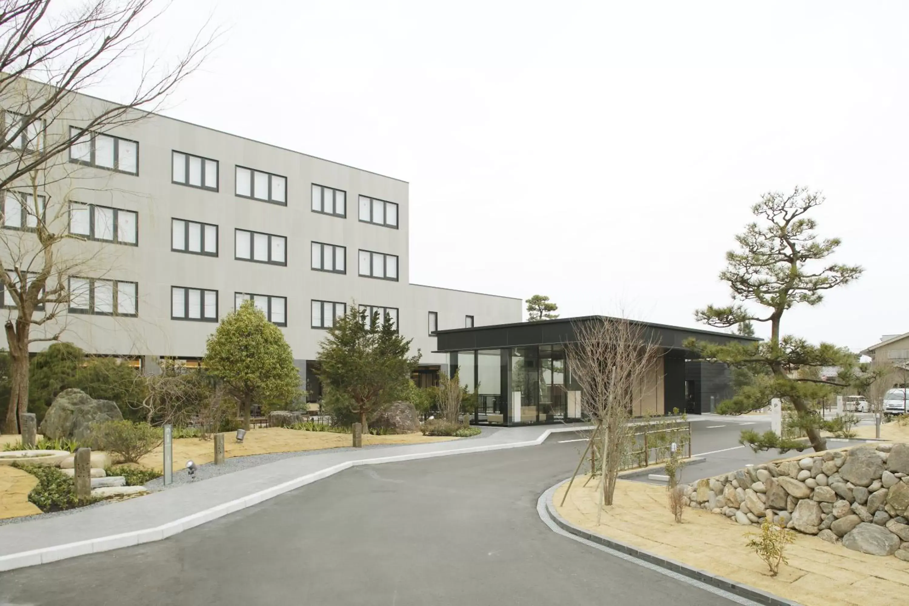 Facade/entrance, Property Building in Kanazawa Sainoniwa Hotel