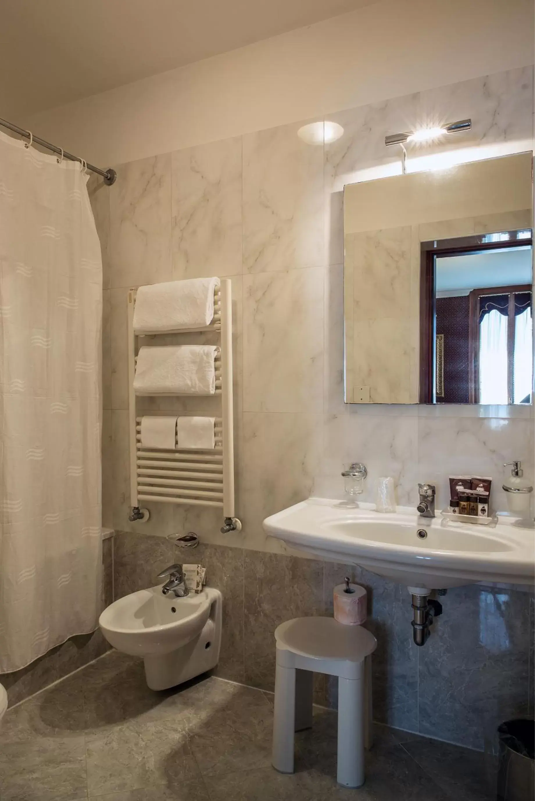 Bathroom in Hotel Casa Nicolò Priuli