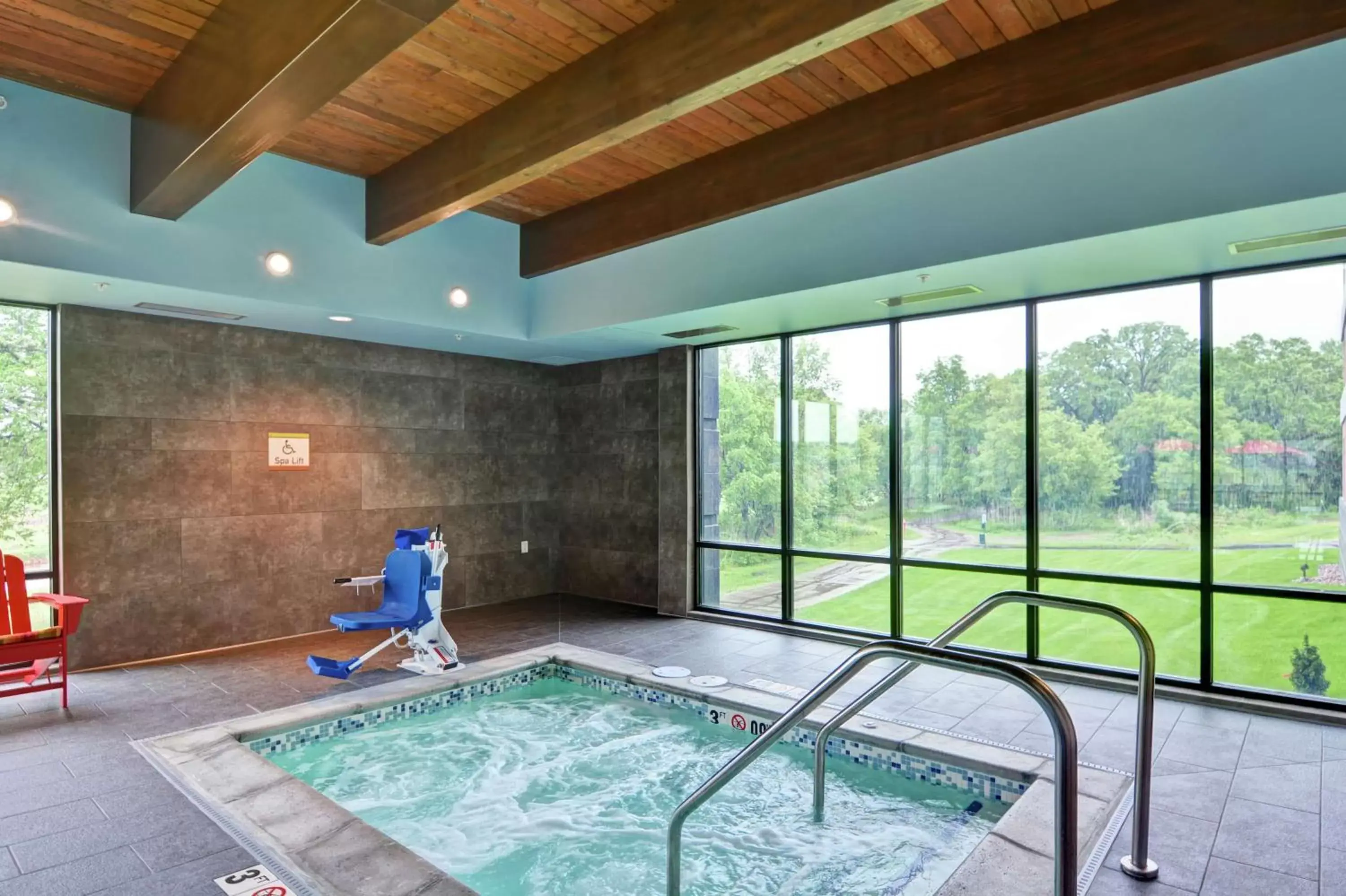 Swimming Pool in Home2 Suites by Hilton Rochester Mayo Clinic Area