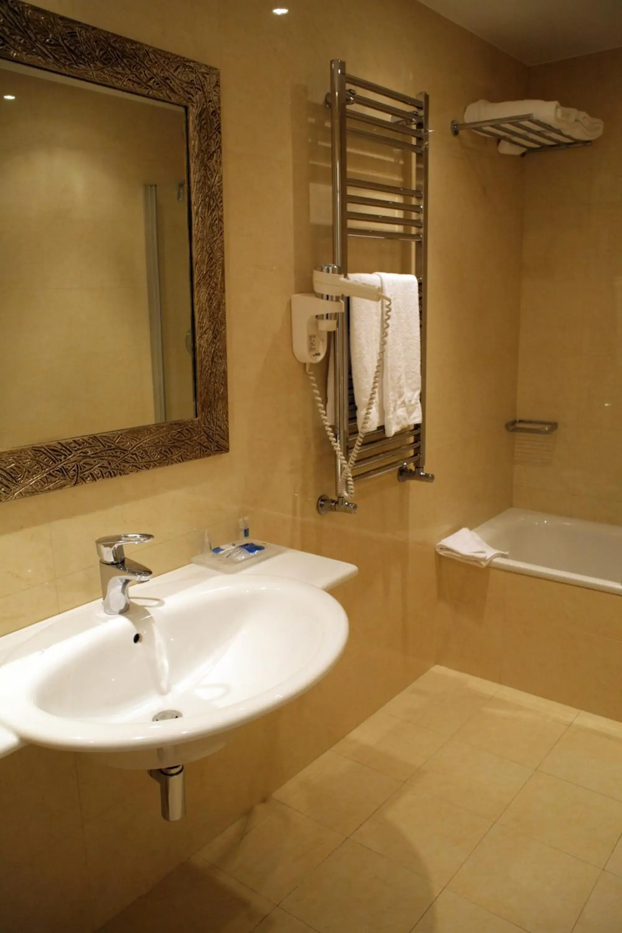 Bathroom in Hotel Perusia Bathroom in Hotel Perusia