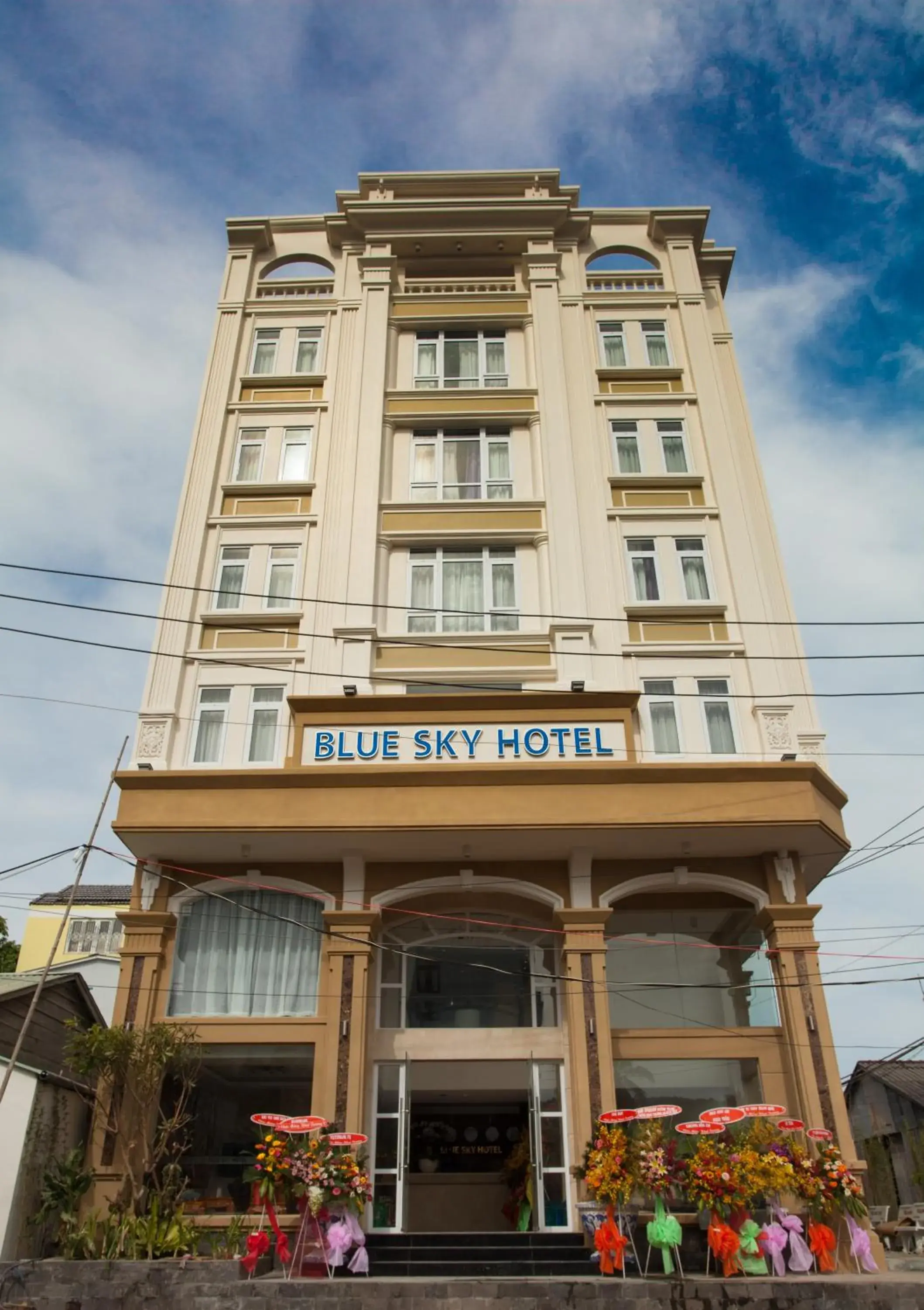 Facade/entrance in Blue Sky Phu Quoc Hotel Facade/entrance in Blue Sky Phu Quoc Hotel