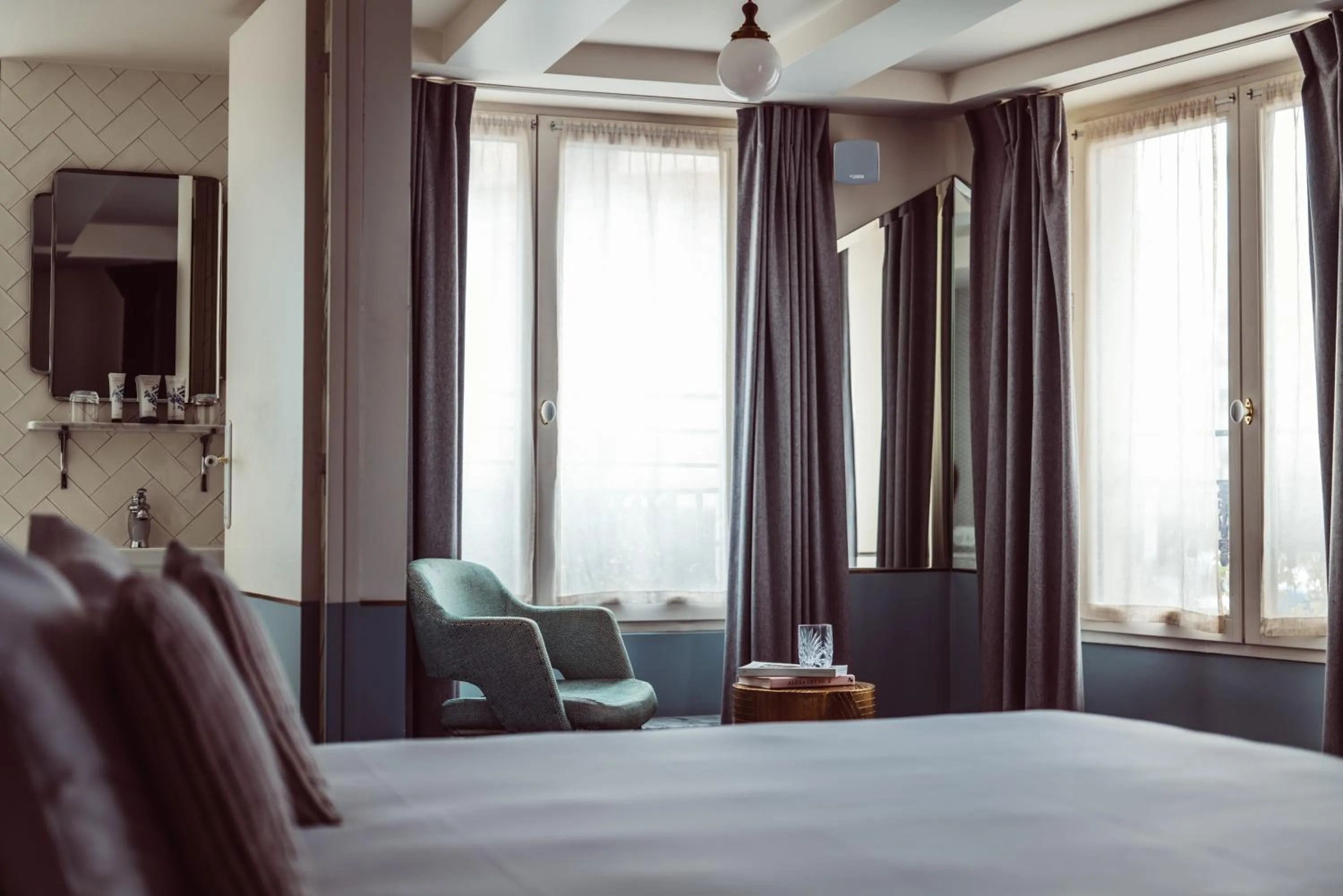 Bed in Hotel Panache