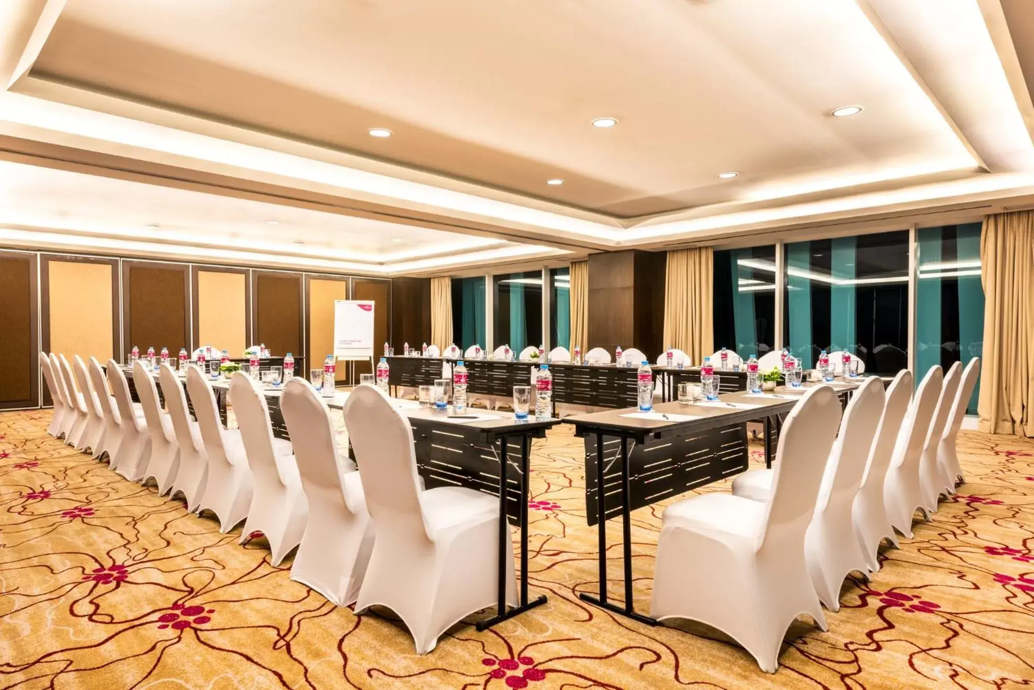 Meeting/conference room in Crowne Plaza Bandung, an IHG Hotel