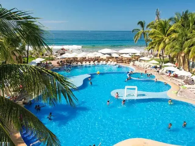 Swimming pool, Pool View in VILLA PARA 5 Personas 4 adultos y 1 Menor En HOTEL TSORO IXTAPA WIFI GRATIS