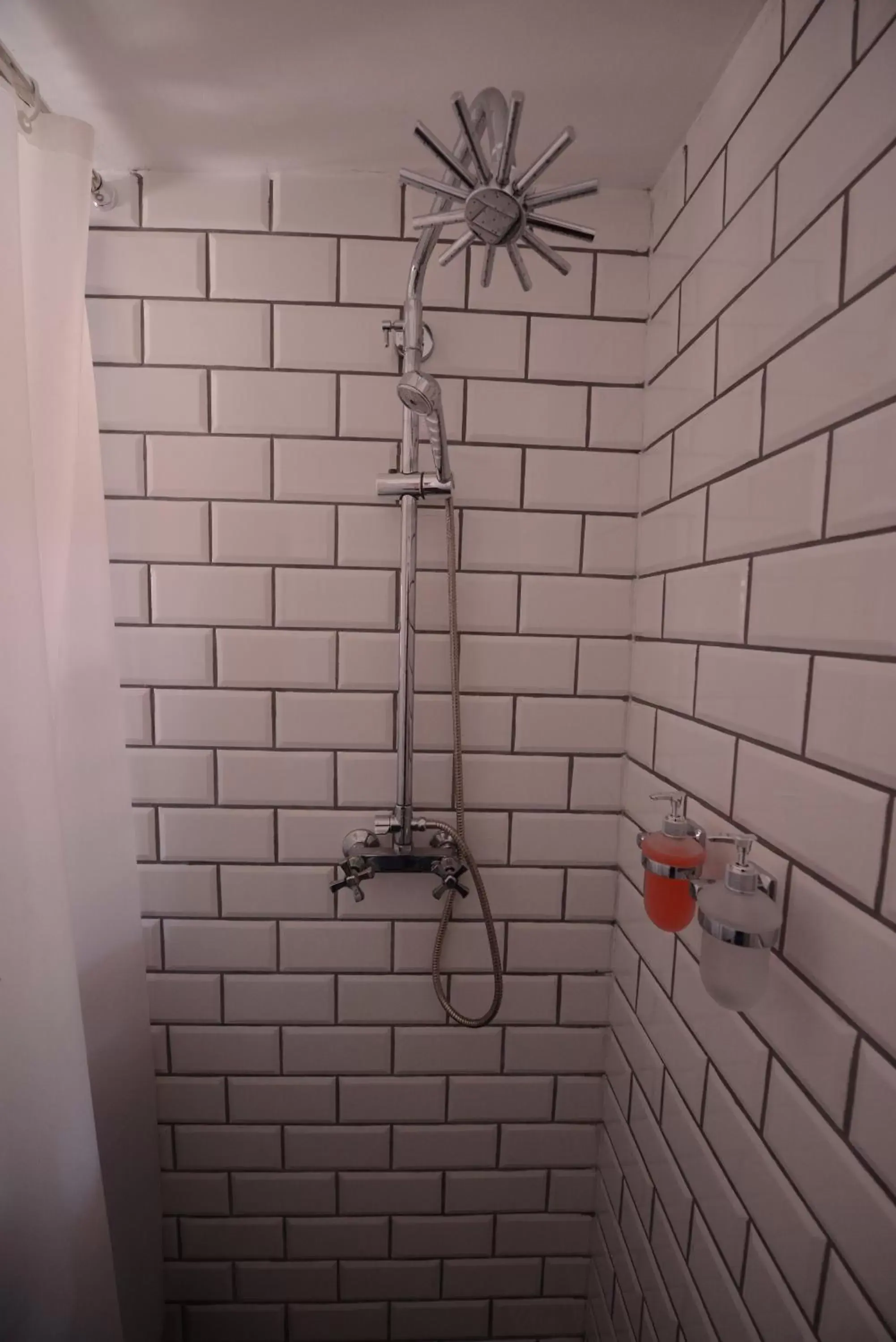 Large Double or Twin Room - single occupancy in Willa Starowiejska Large Double or Twin Room - single occupancy in Willa Starowiejska