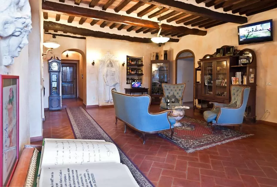 Lobby or reception in Hotel Villa Cheli