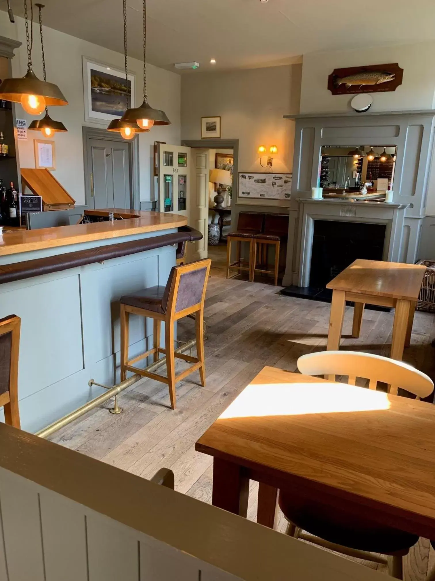 Restaurant/Places to Eat in Collingwood Arms Hotel