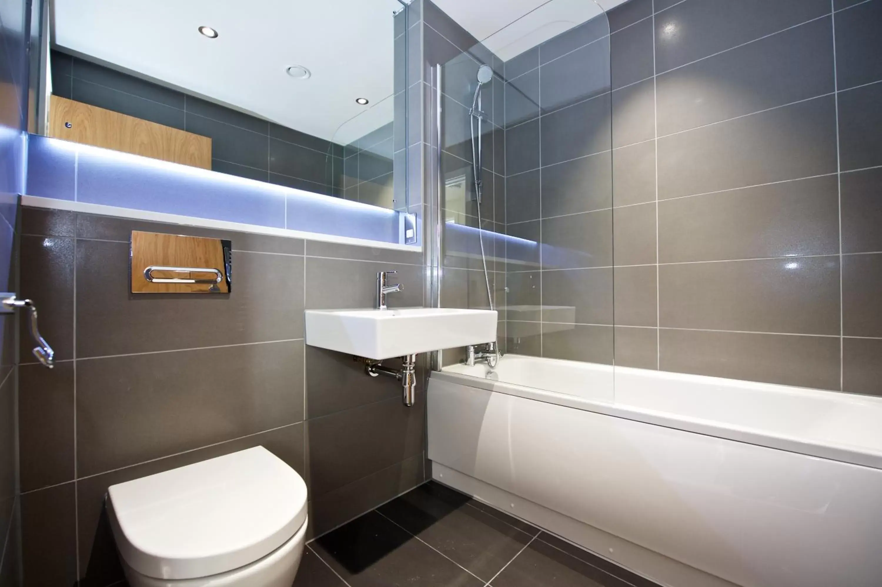 Bathroom in Staycity Aparthotels Manchester Piccadilly