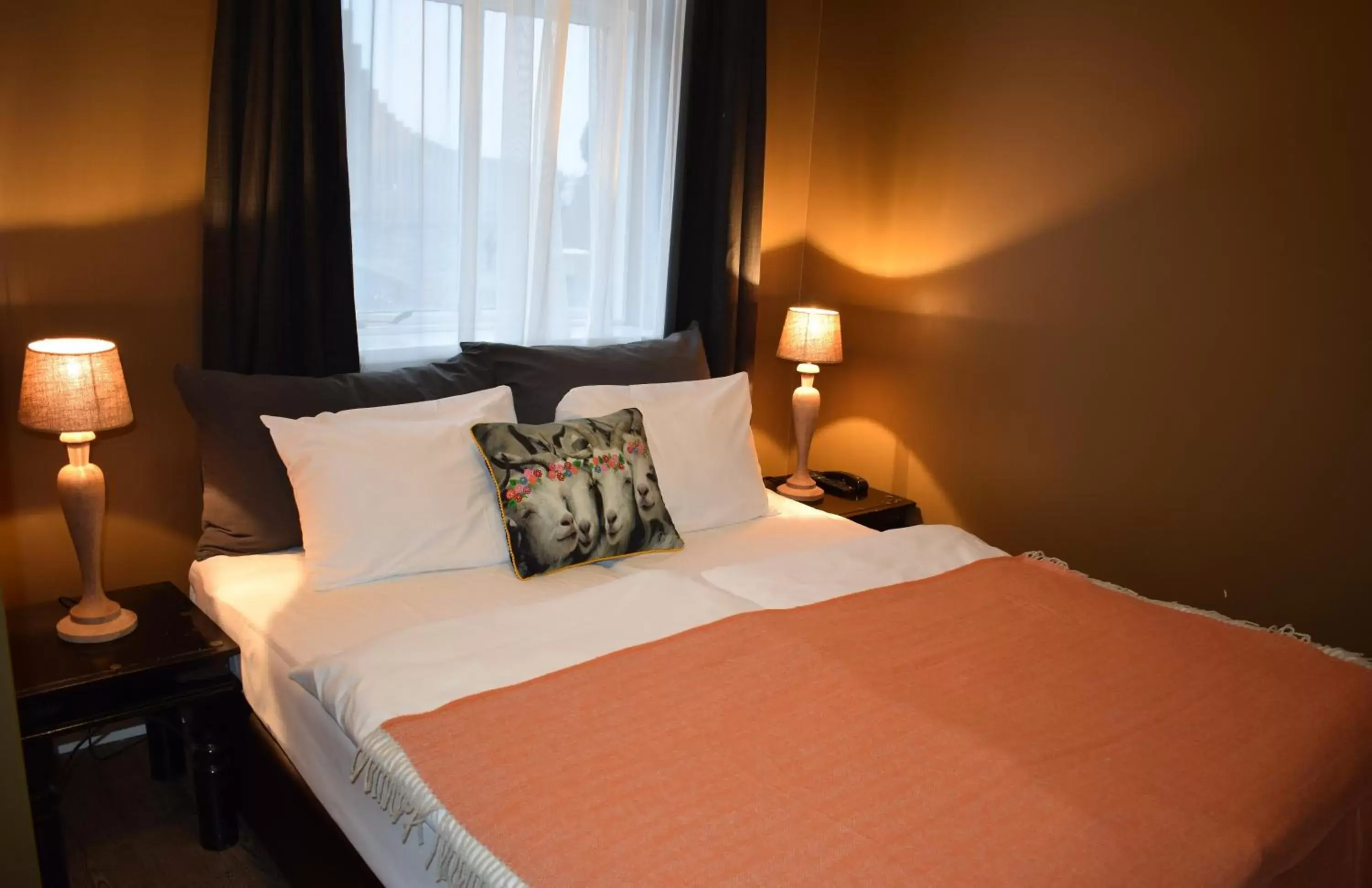 Bed in Hotel Leifur Eiriksson