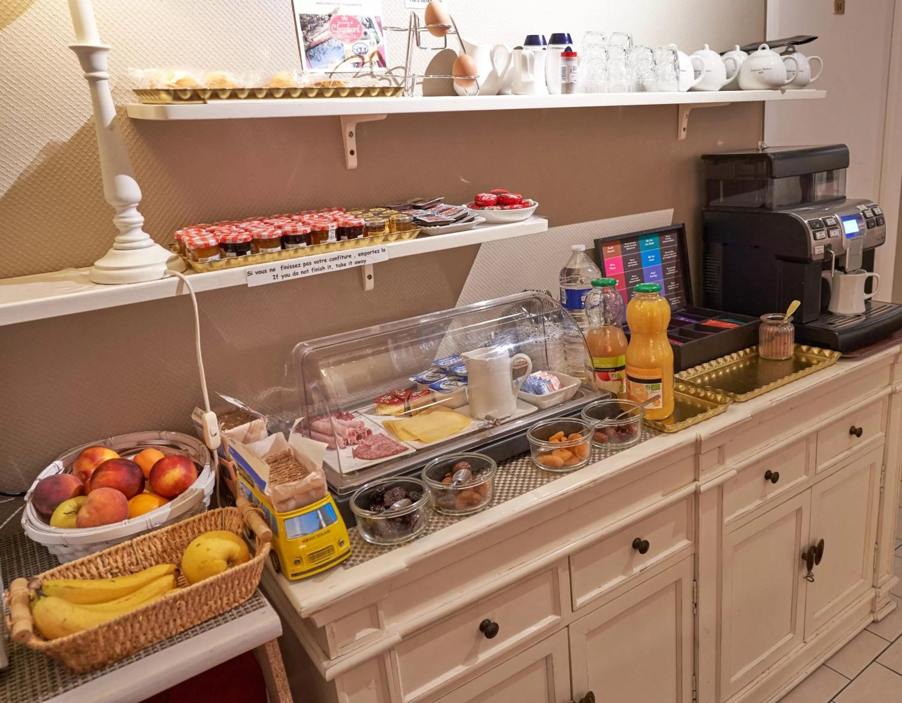 Buffet breakfast in LOGIS Hôtel Du Théâtre