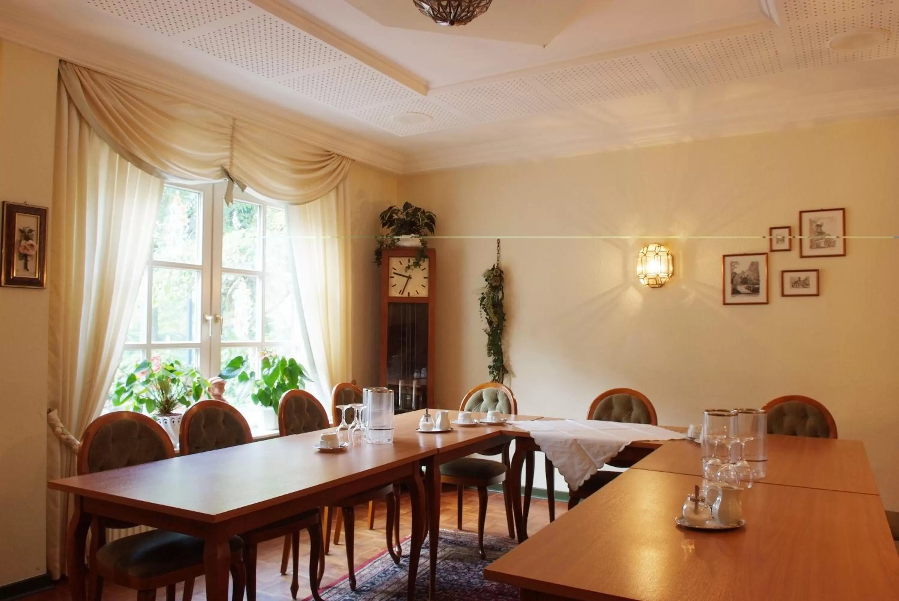 Restaurant/places to eat in Hotel Waldquelle