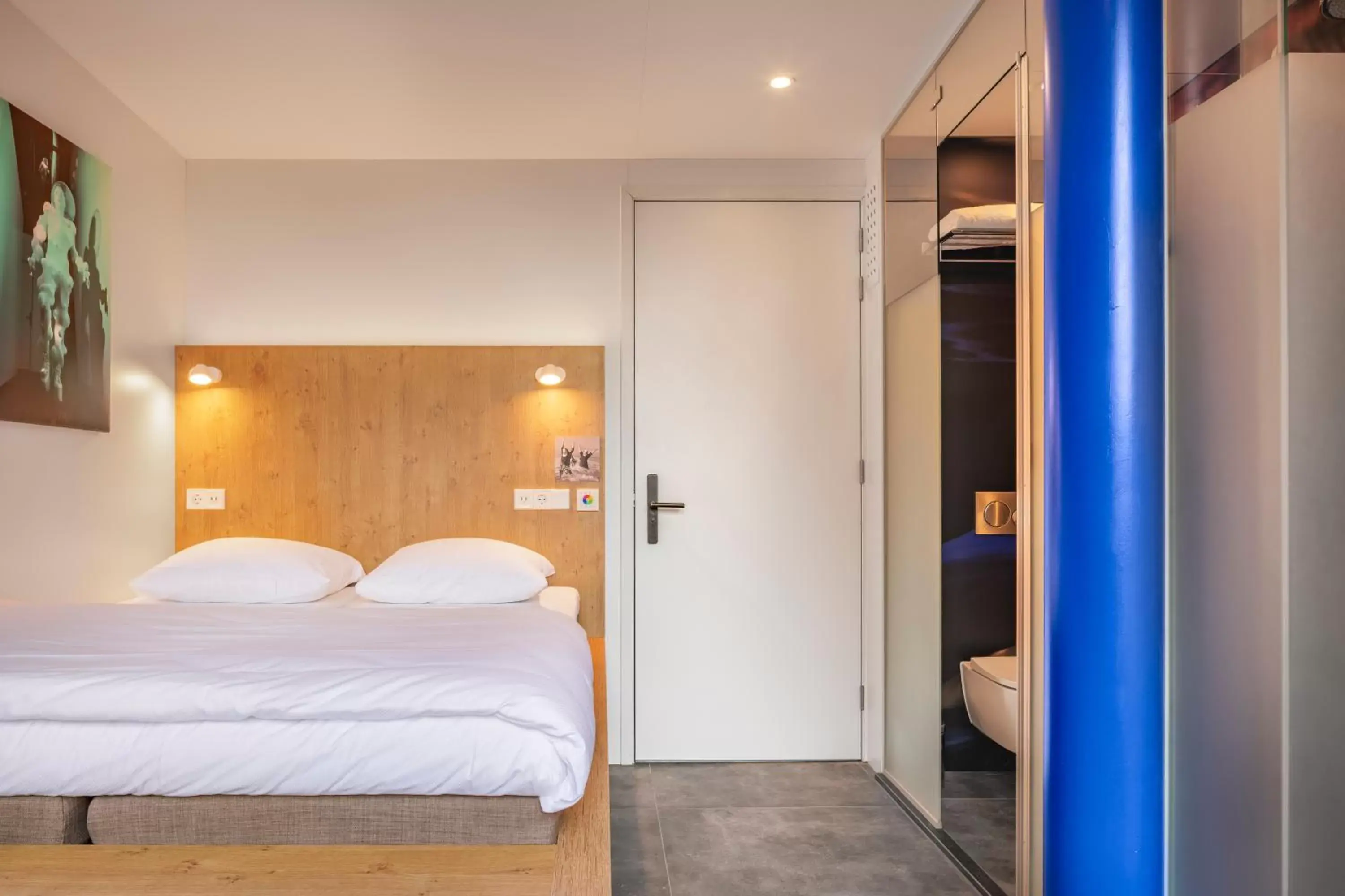 Bedroom, Bed in Bunk Hotel Amsterdam