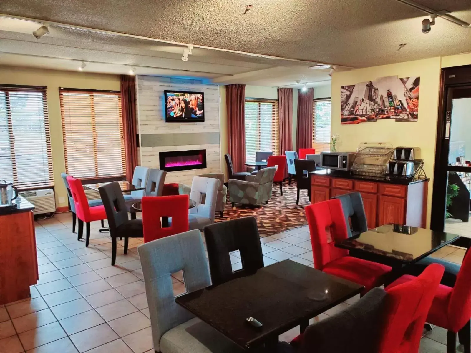 Lobby or reception, Restaurant/Places to Eat in Baymont by Wyndham Canton