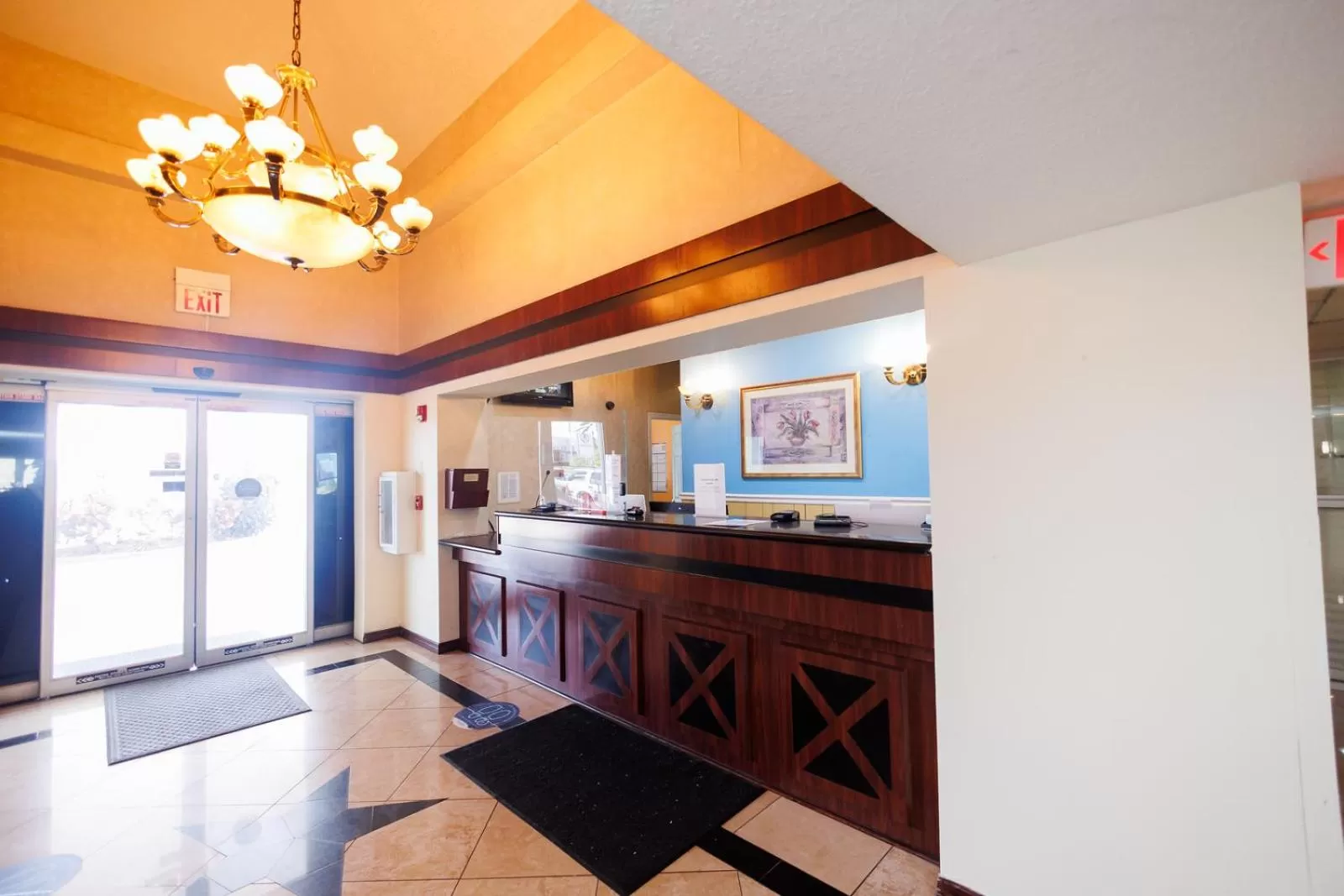 Lobby or reception in Garnet Inn & Suites, Orlando
