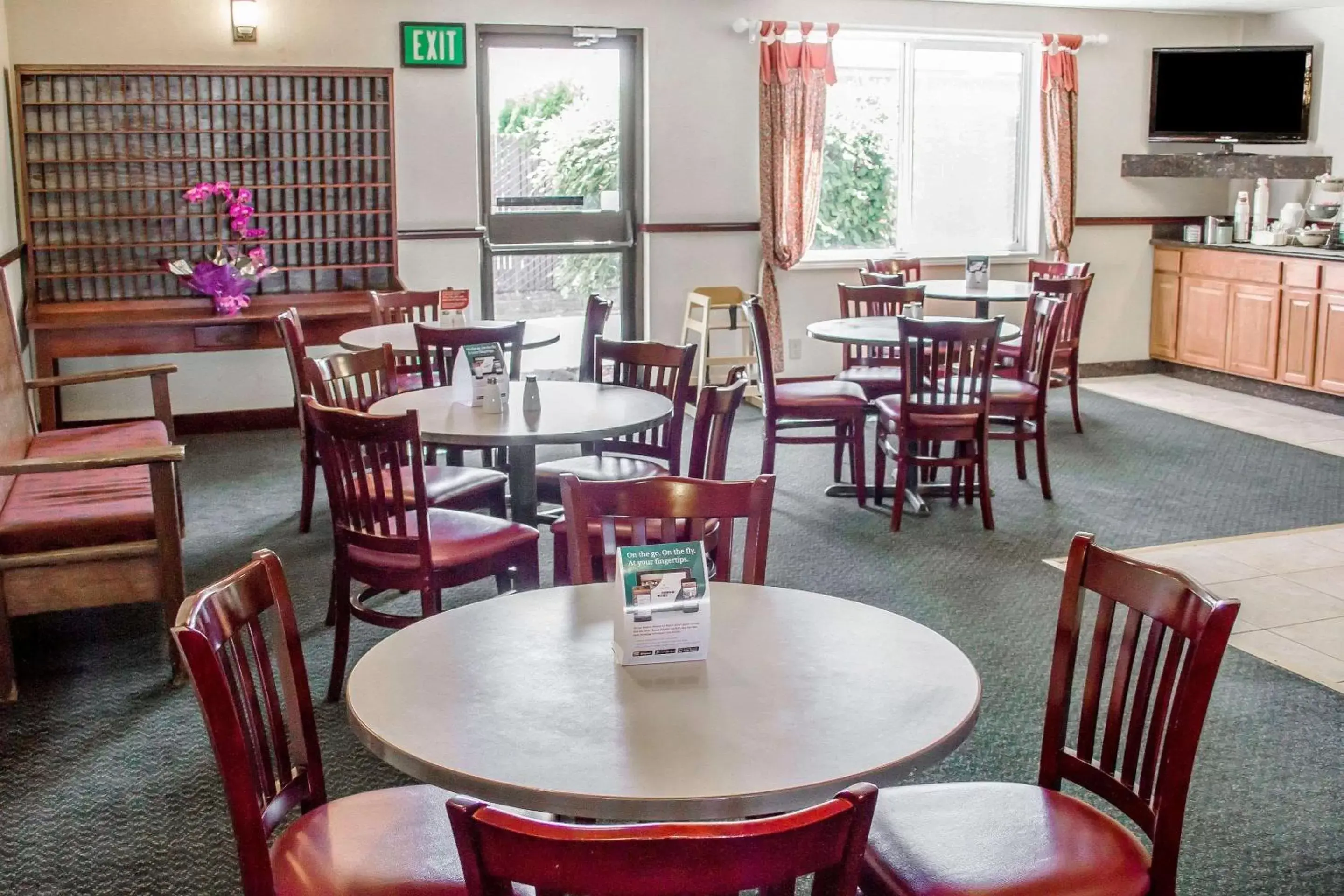 Restaurant/Places to Eat in Quality Inn & Suites Longview Kelso