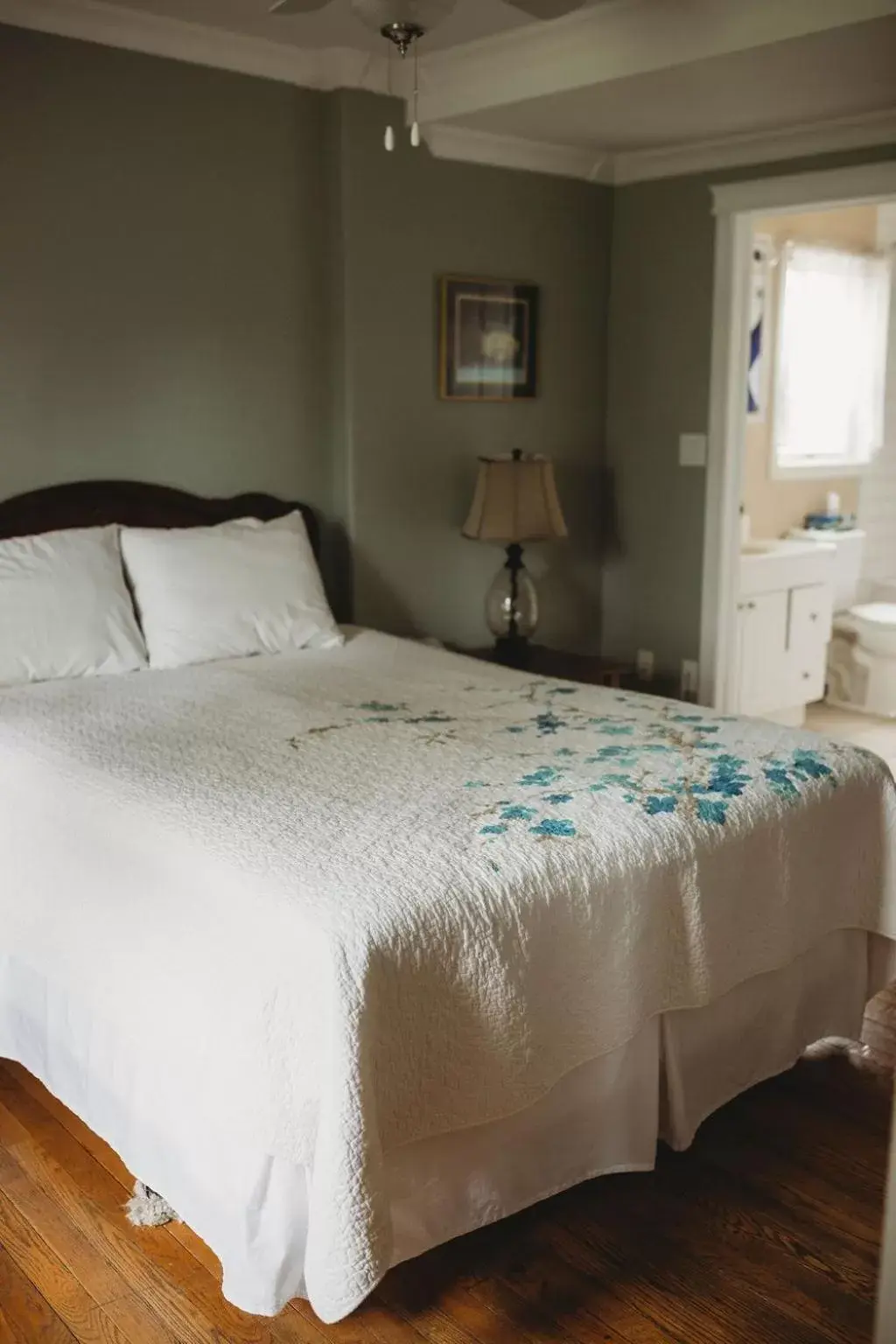 Bedroom, Bed in Carriage House Inn Four and a Half Stars