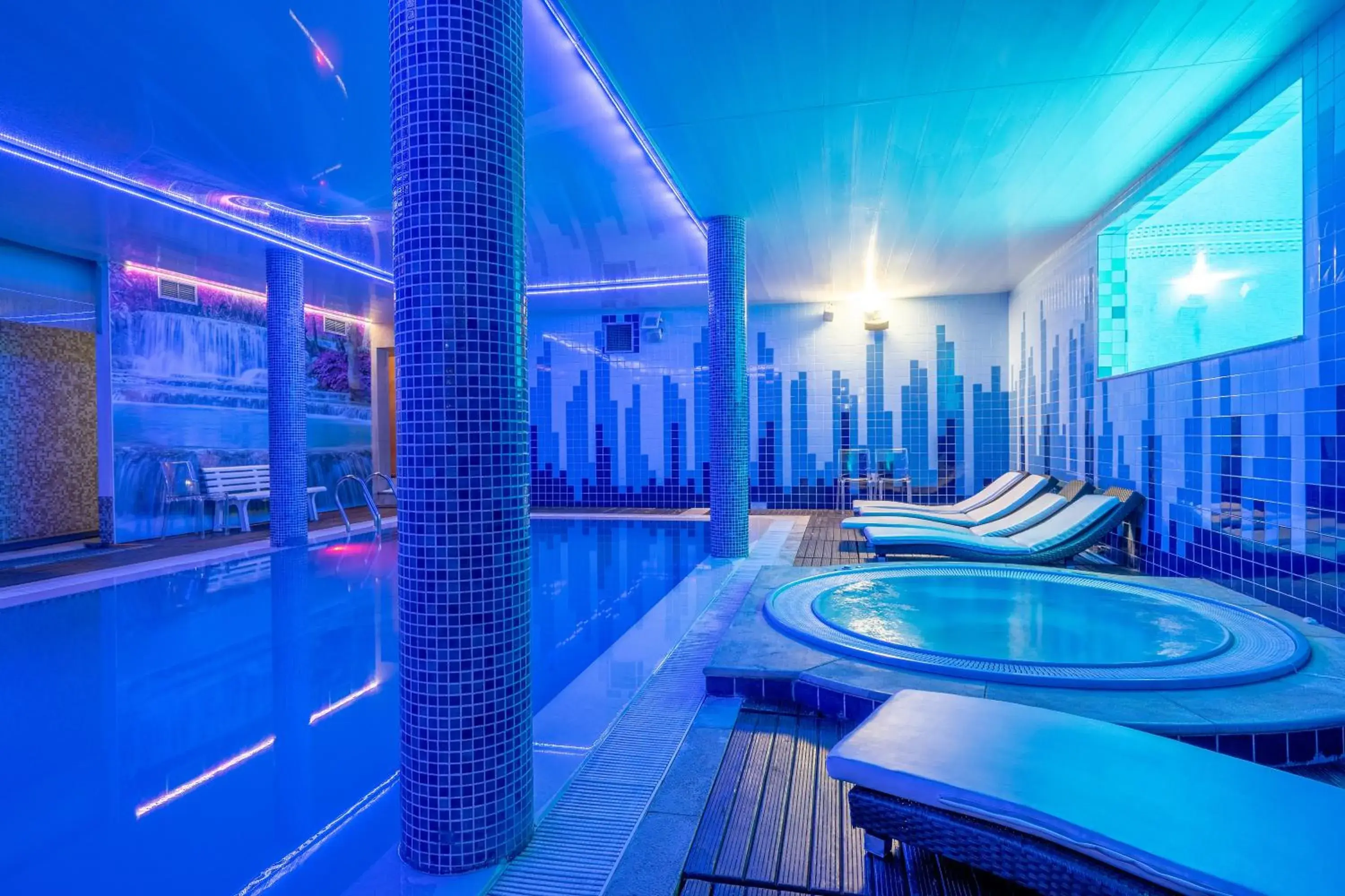 Spa and wellness centre/facilities, Swimming Pool in Hotel de Ilhavo Plaza & Spa