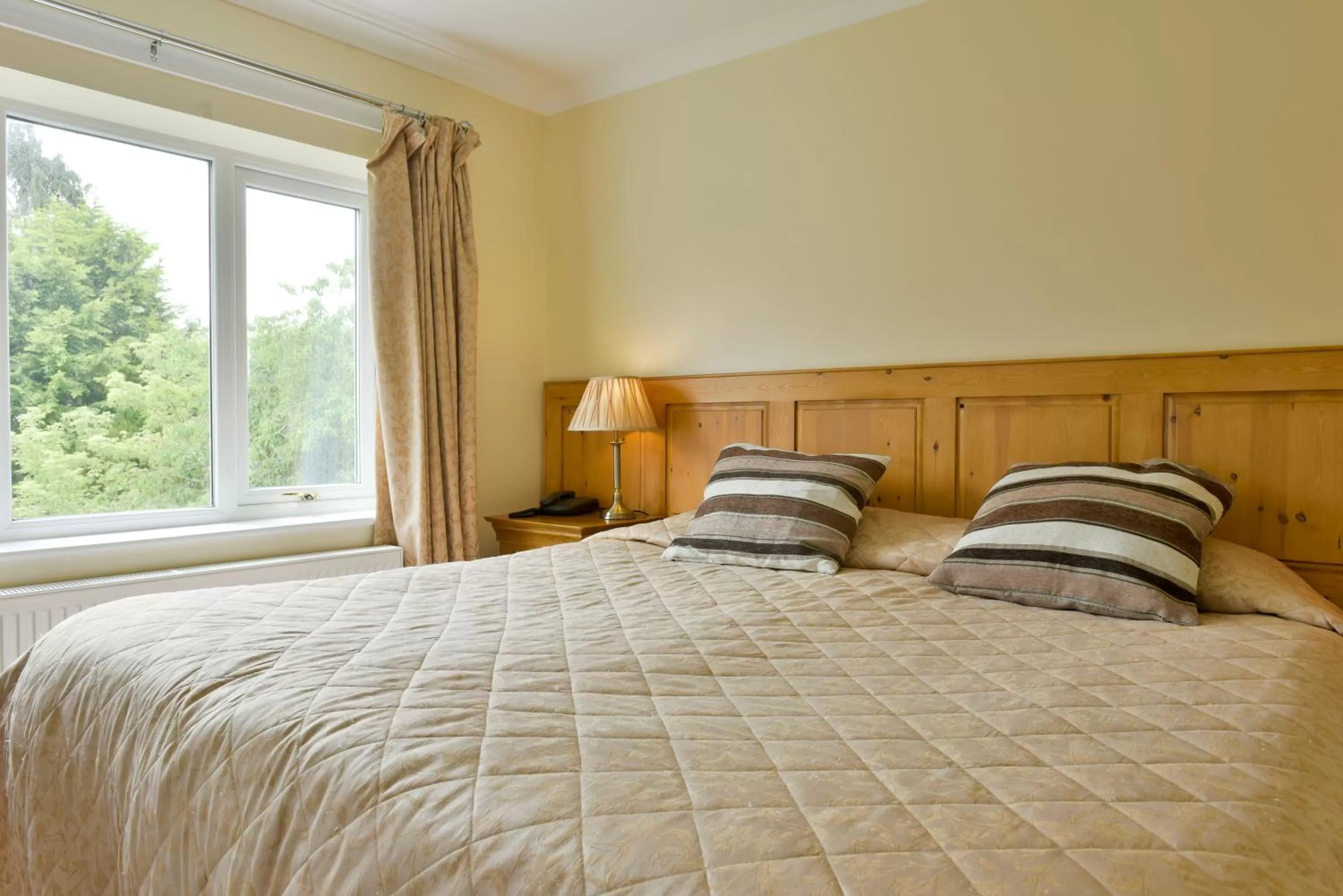 Bedroom, Bed in Edenhall Country Hotel