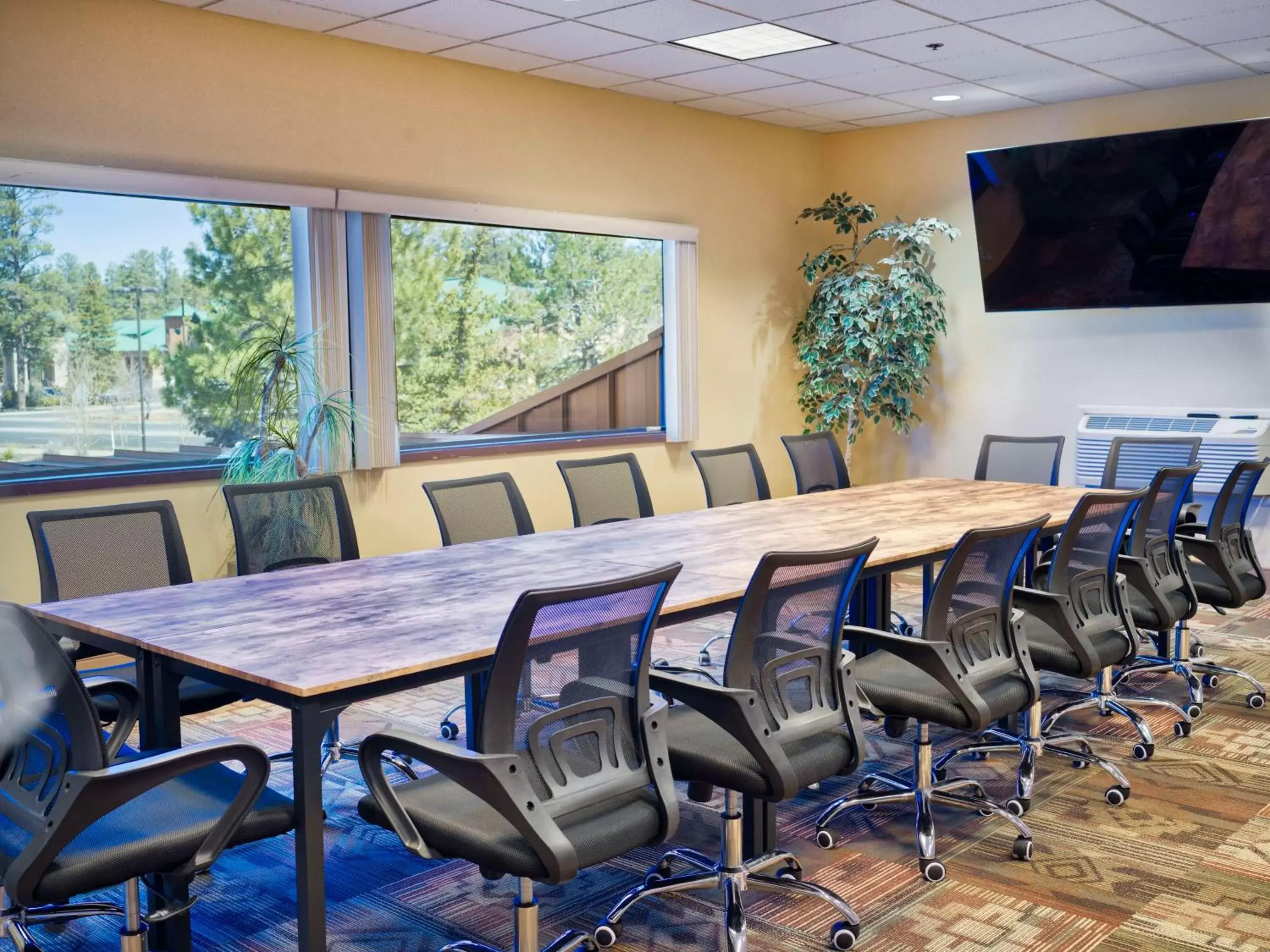 Meeting/conference room in Squire Resort at the Grand Canyon, BW Signature Collection