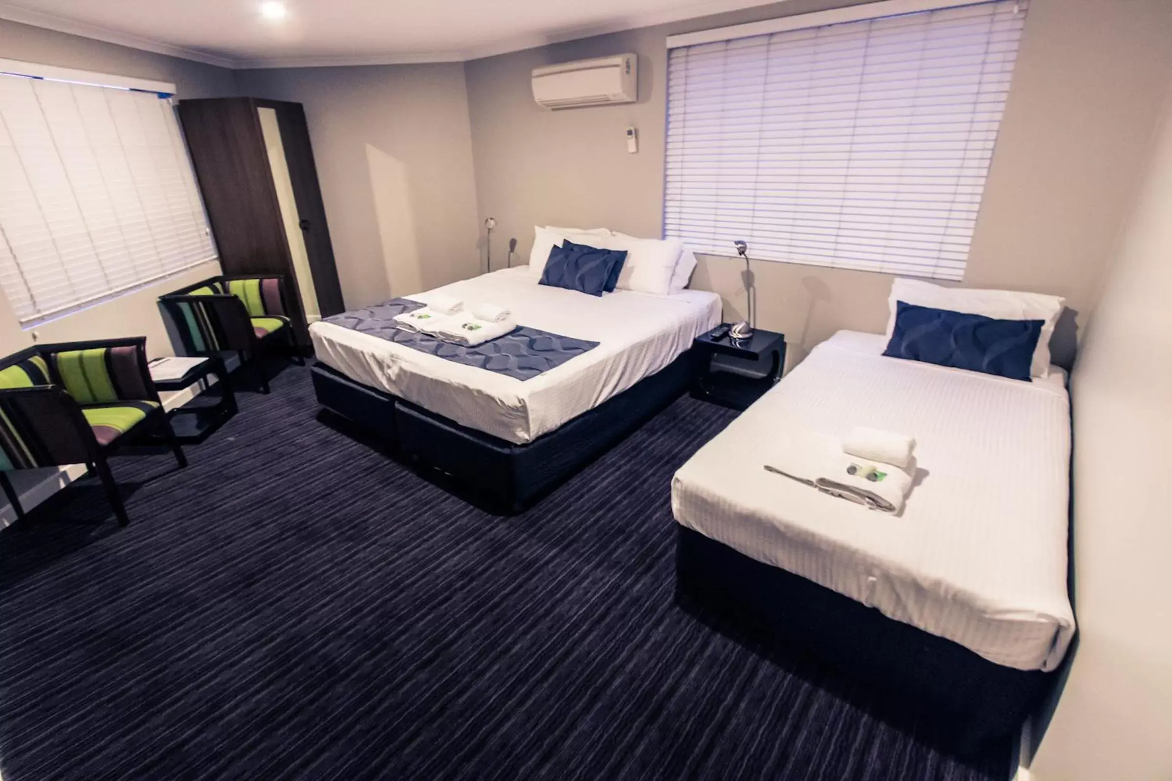 Bedroom, Bed in The Premier Hotel Broadmeadow