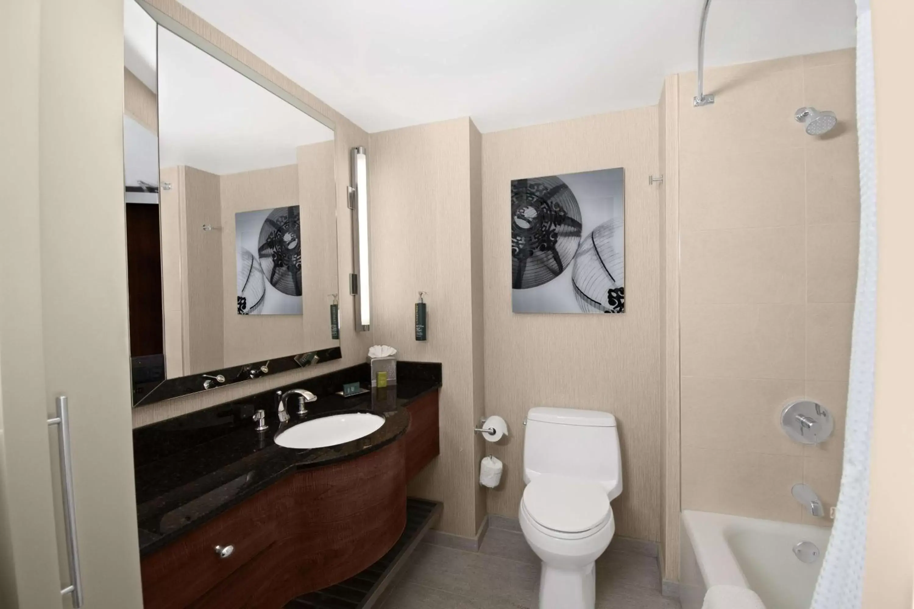 Bathroom in Hilton San Francisco Union Square