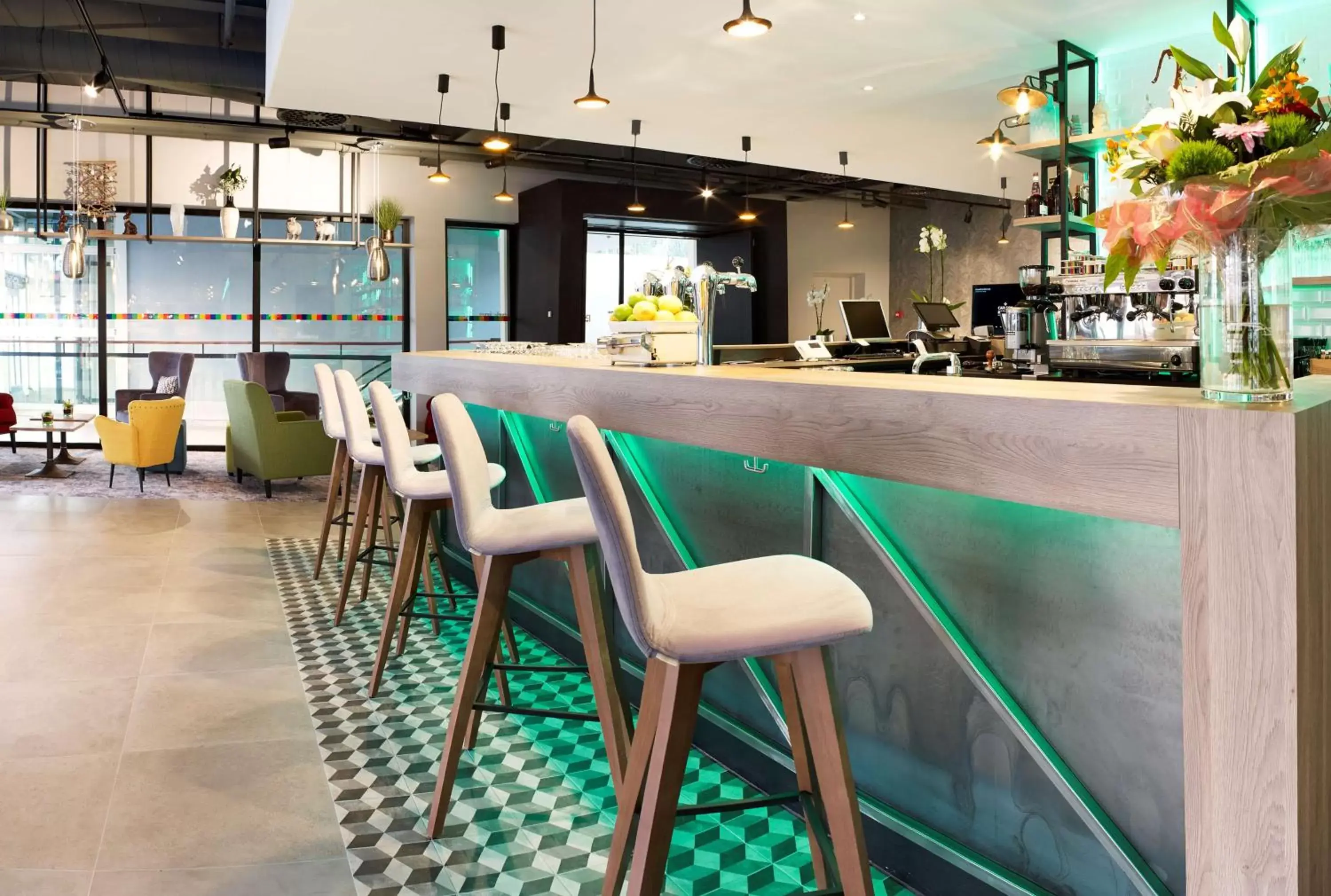 Lounge or bar, Lounge/Bar in Park Inn By Radisson Hasselt