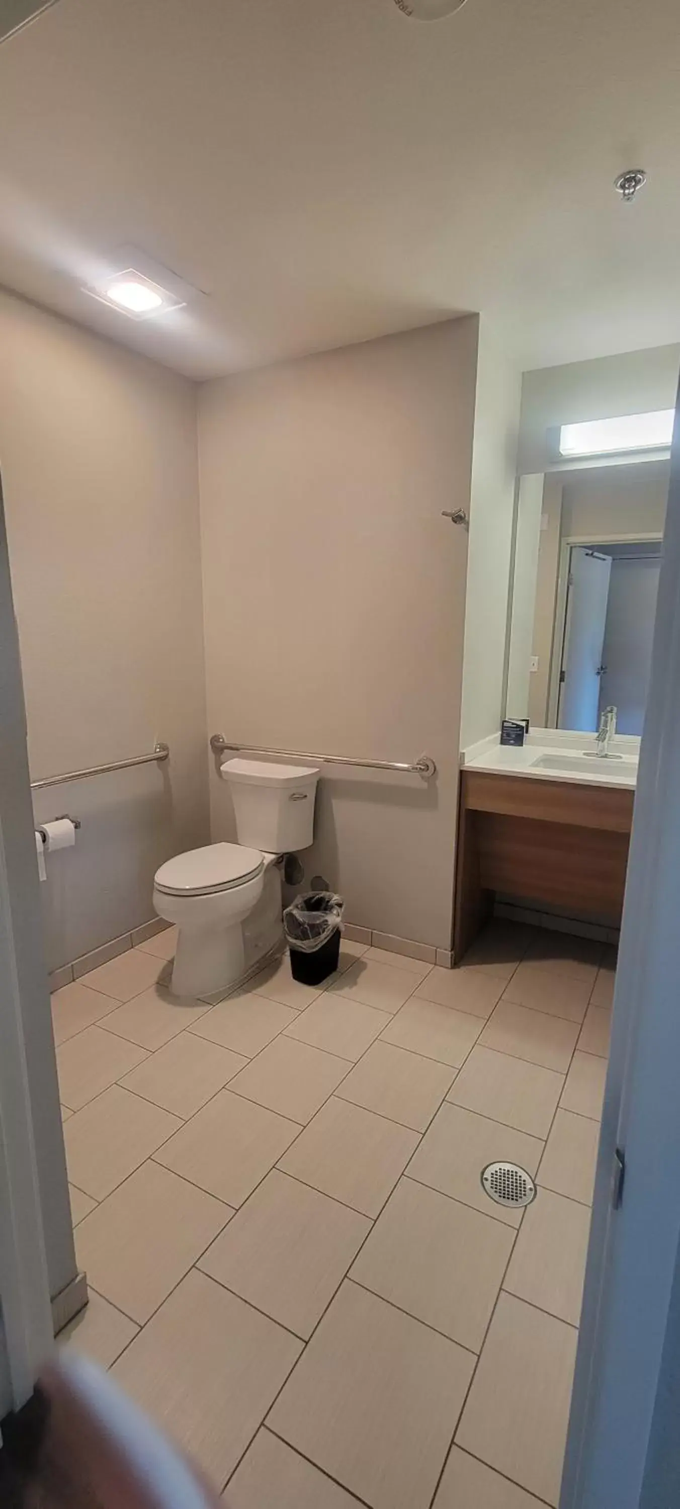 Bathroom in Microtel Inn & Suites by Wyndham Fountain North