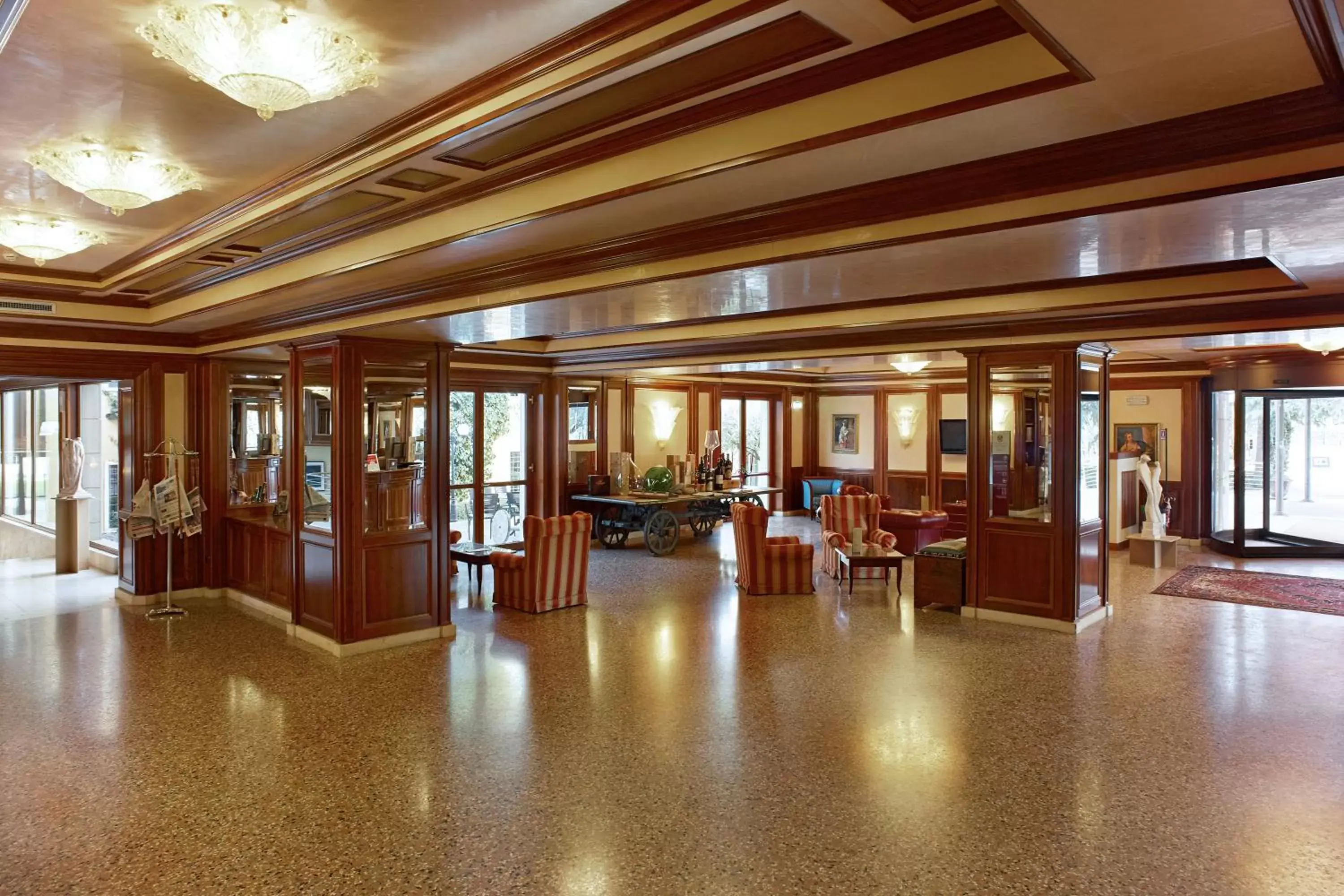 Lobby or reception, Restaurant/Places to Eat in Villa Quaranta Tommasi Wine Hotel & SPA