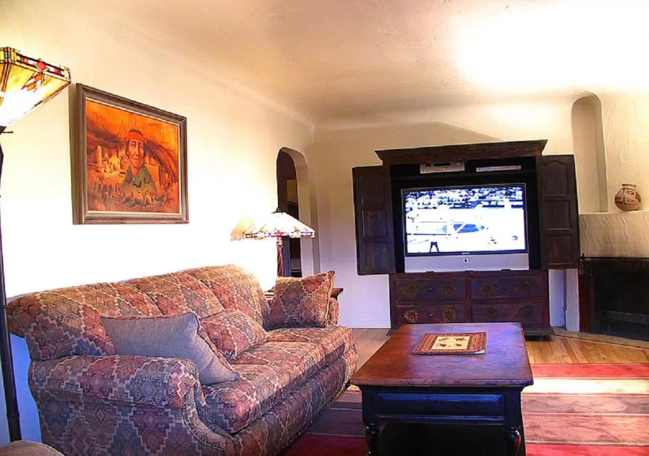 Living room in Casas de Suenos Old Town Historic Inn, an Ascend Collection Hotel
